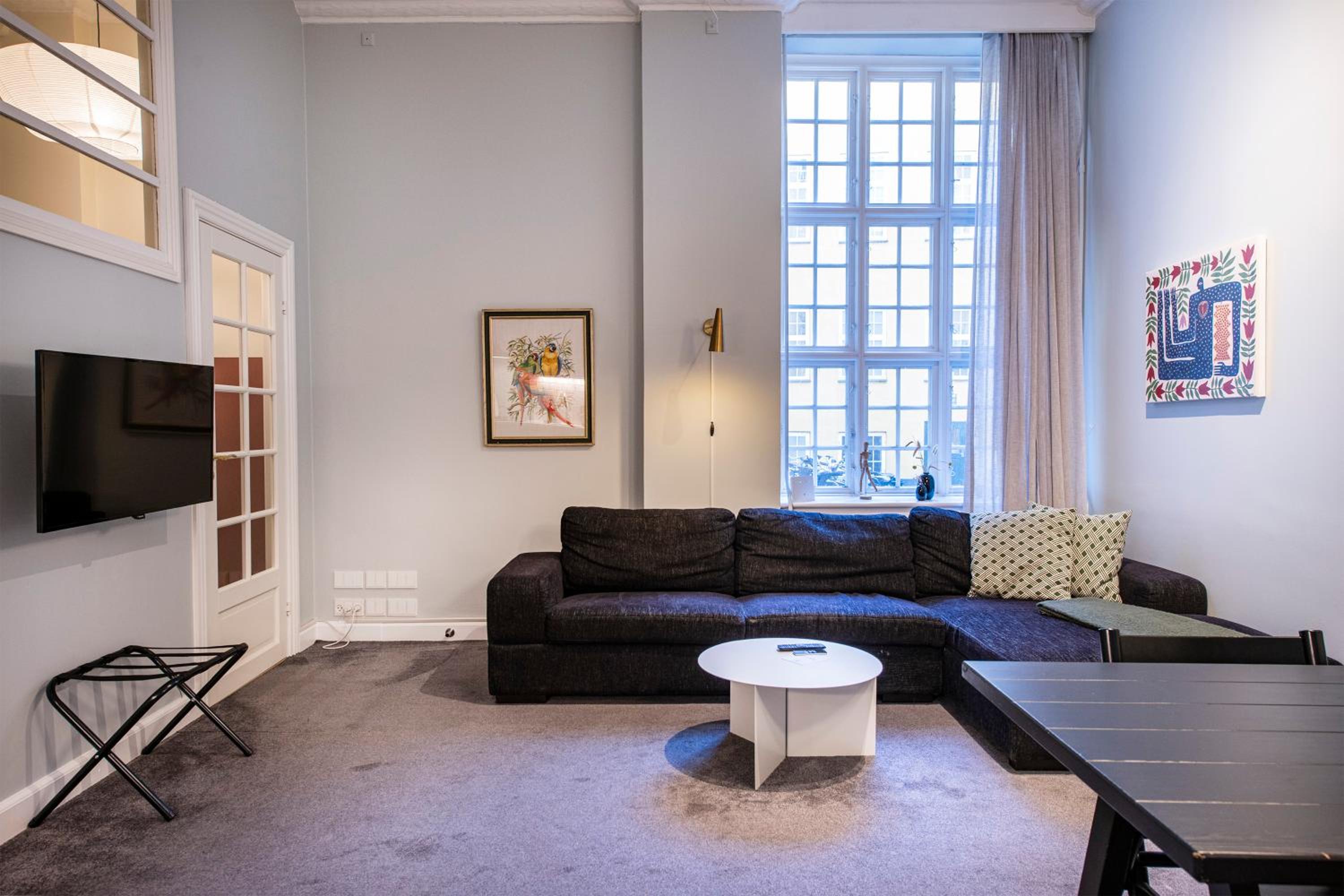 The Citadel Apartments by Daniel&Jacob's