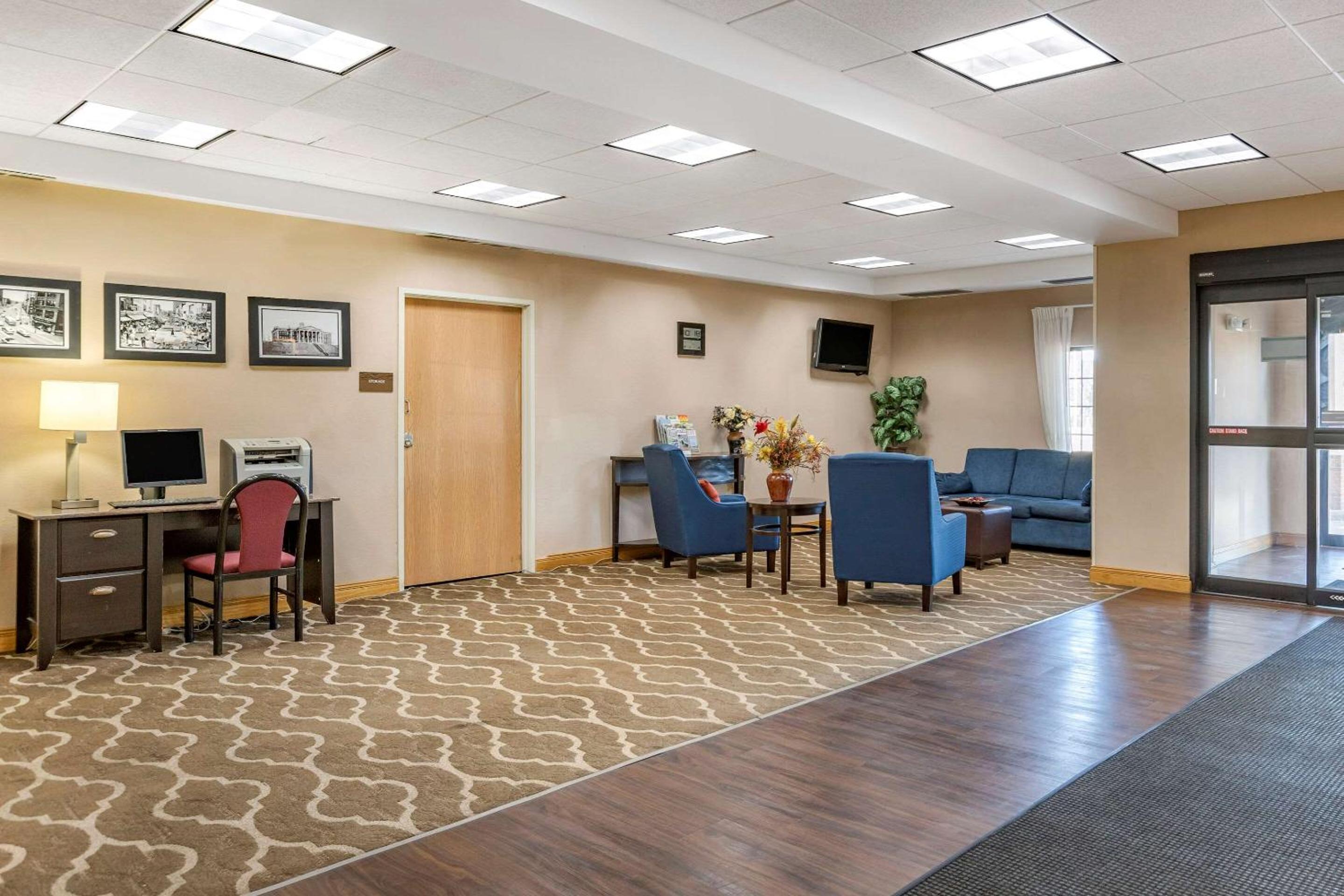 Comfort Inn Downtown - University Area view 5