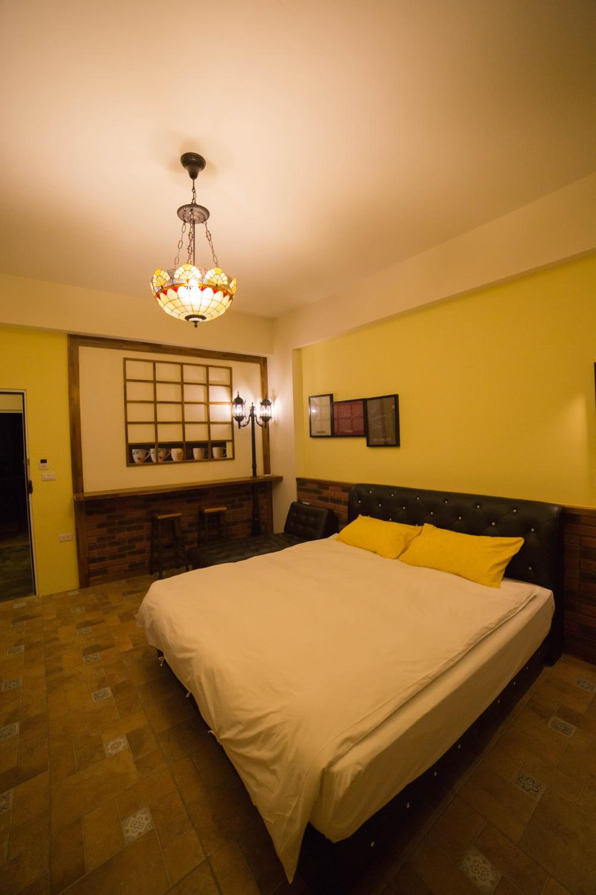 Oia Cafe B&B