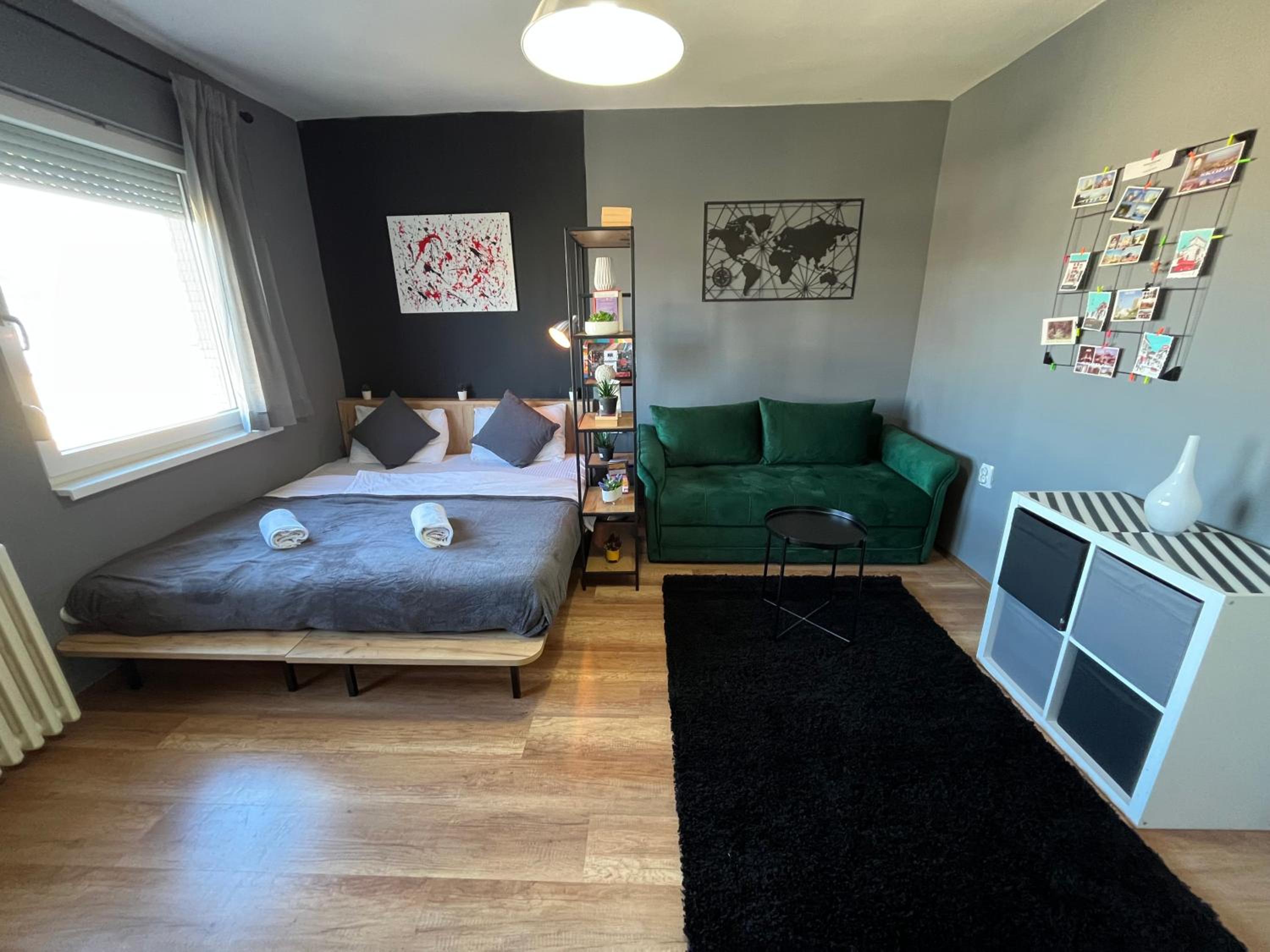 Photo 12