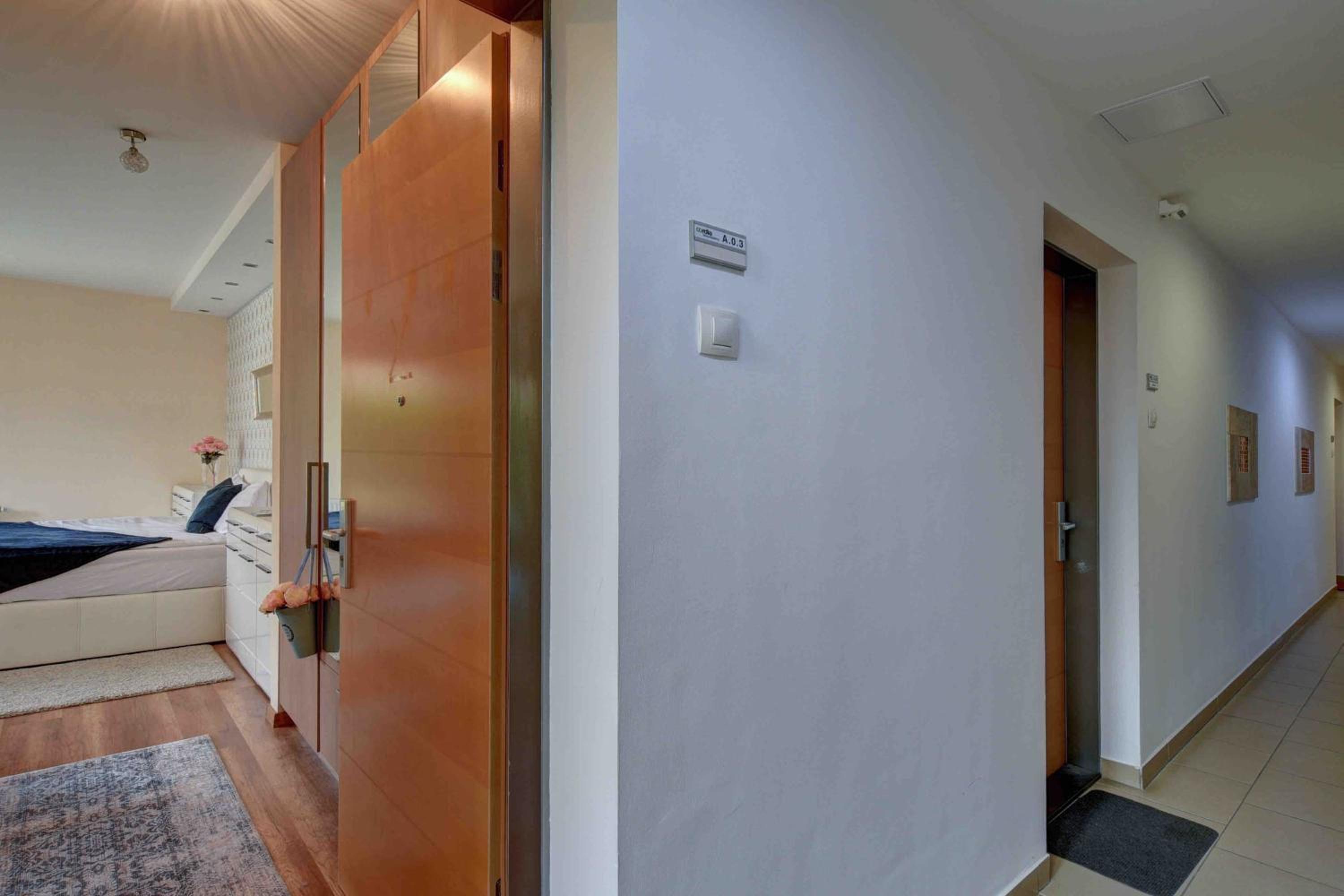 Madarhegy Apartment with garden Buda side