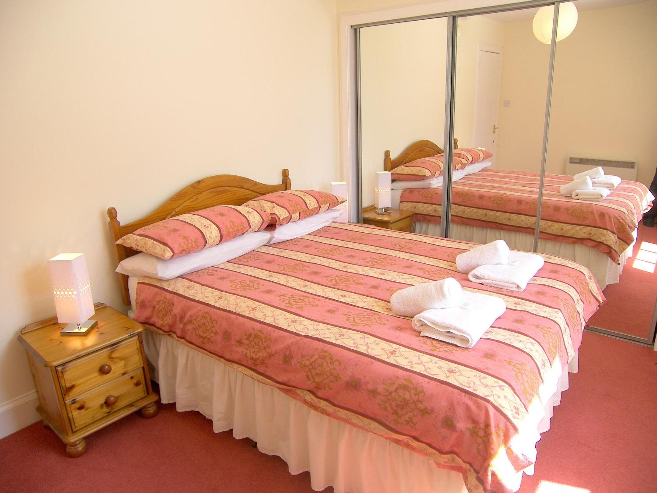 Royal Mile, Edinburgh - 2 Bedroom Apartment view 5