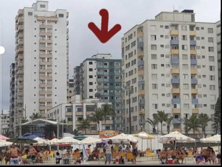 Hotel Apto 100 metros da praia com vista para o mar - Image 1