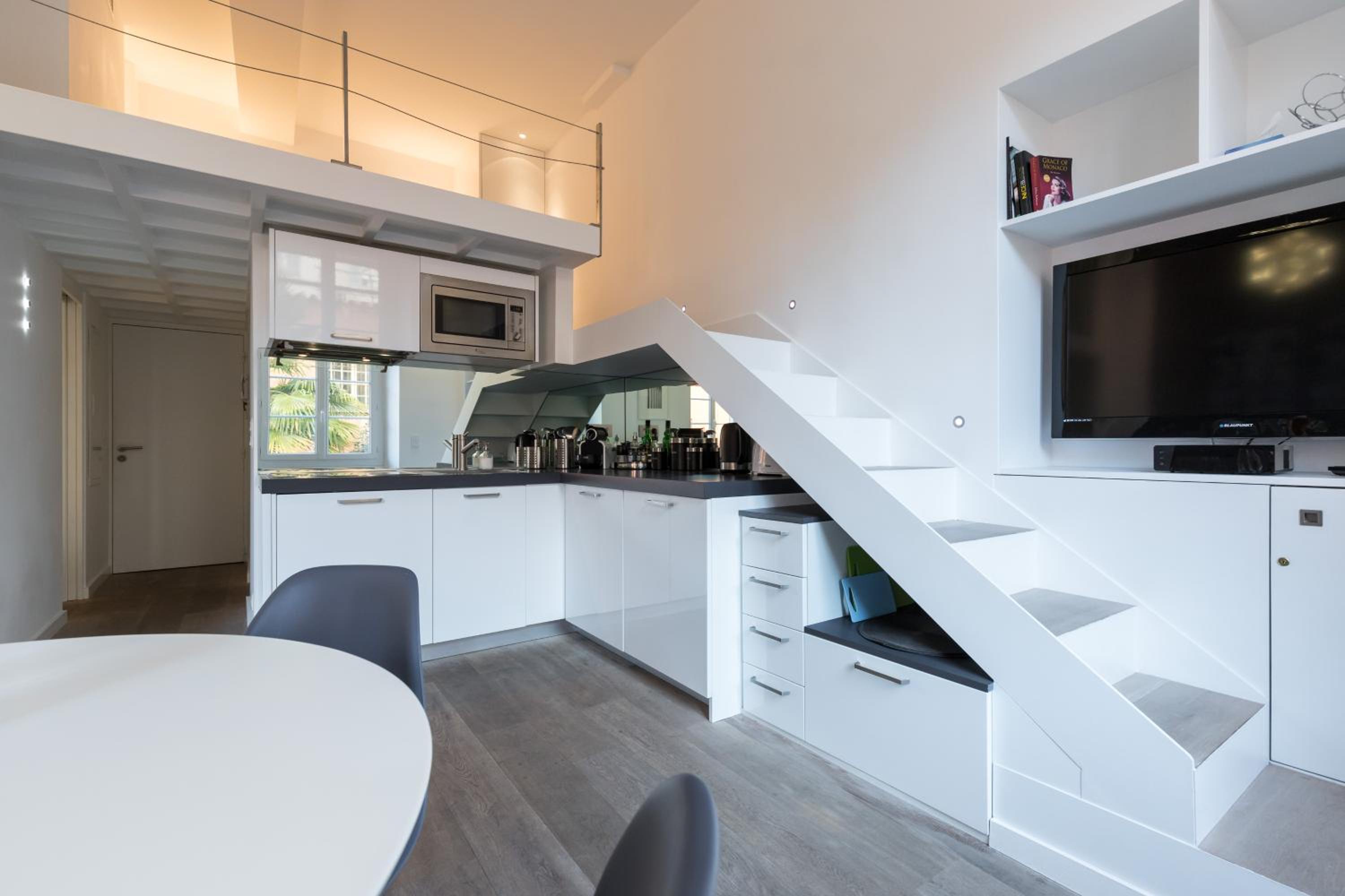 Magnificent Loft - very central photo 2