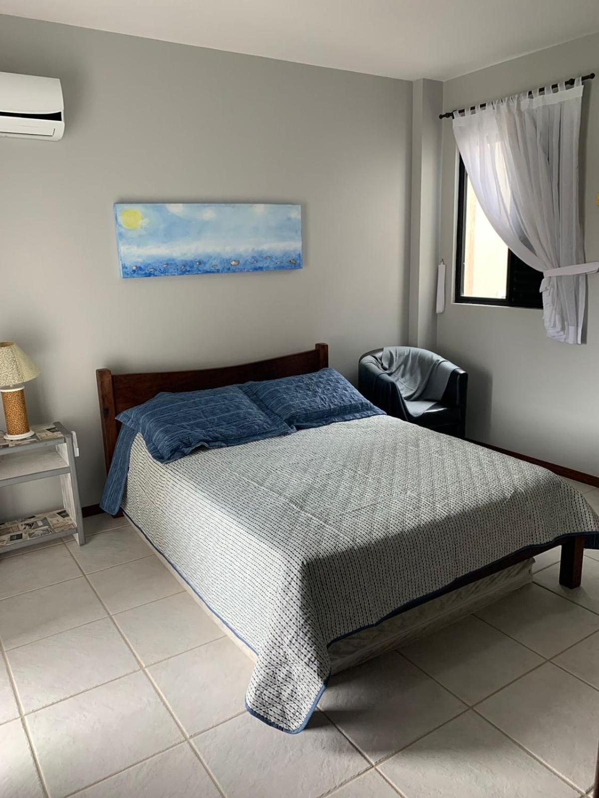 Lindo apartamento na praia de Mariscal Pé na areia