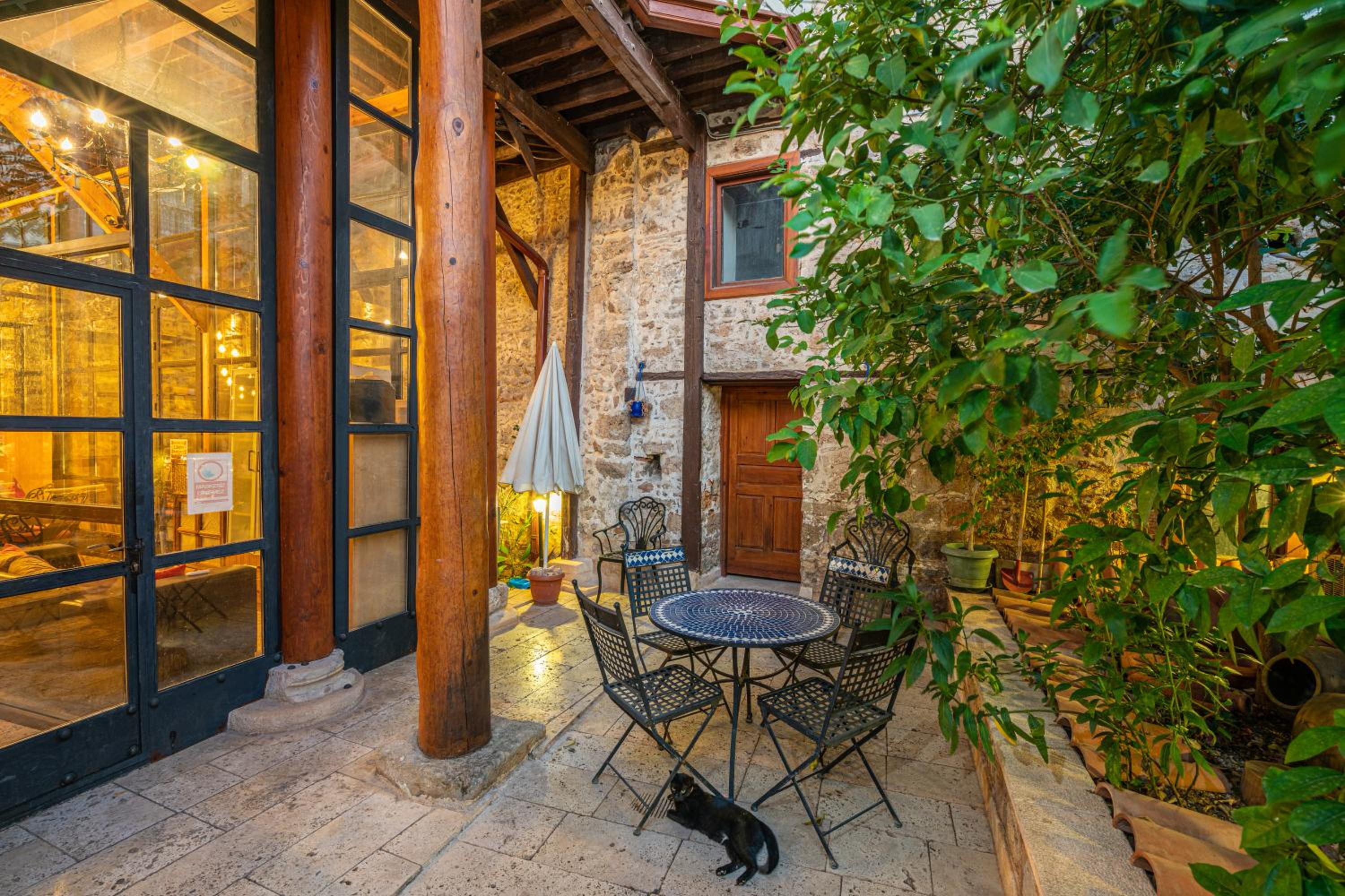 Cedrus Hotel - Image 25