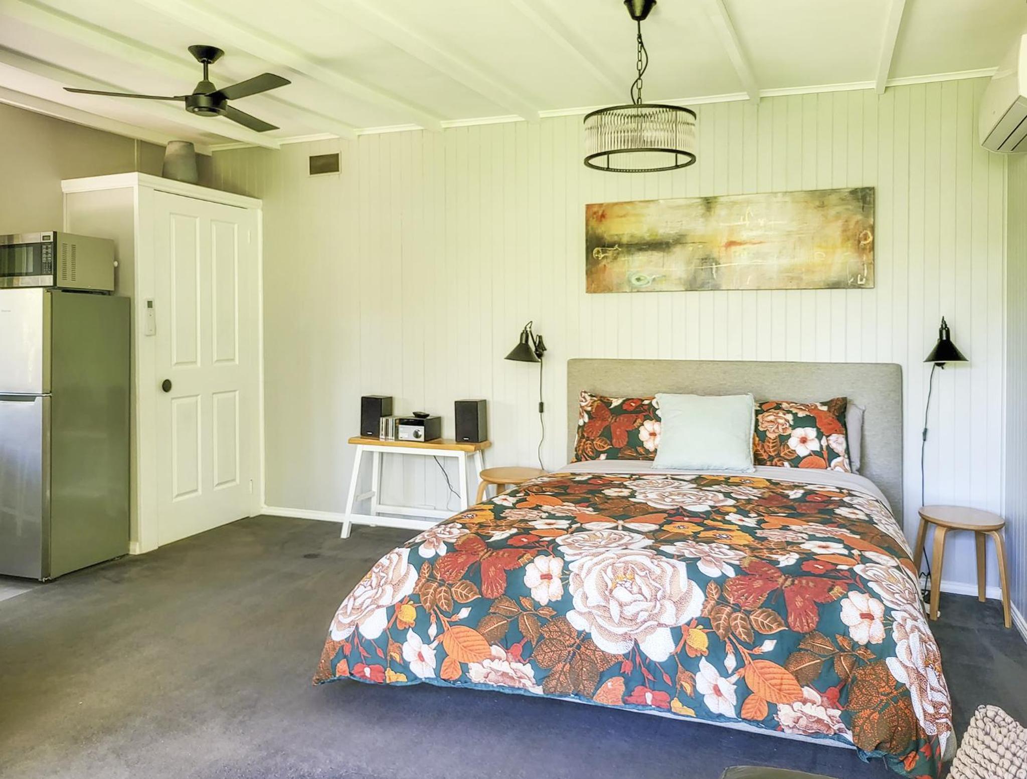 Aurora Cottage