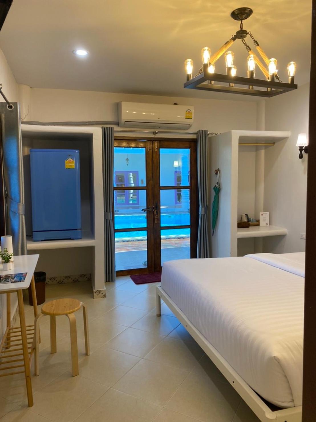 River Kwai Kiri Resort