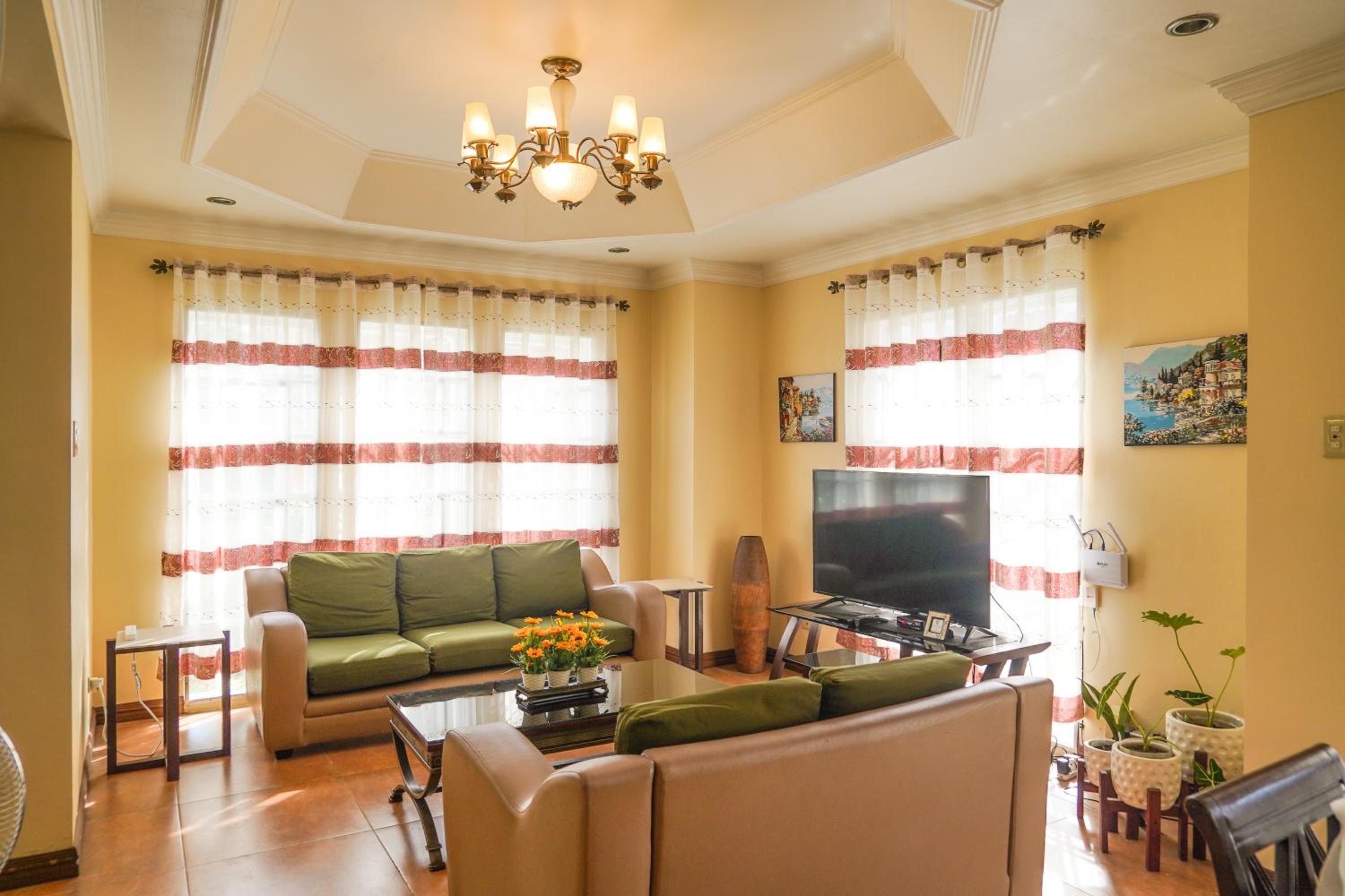 Charming Tagaytay Vacation Home, Tagaytay - 22