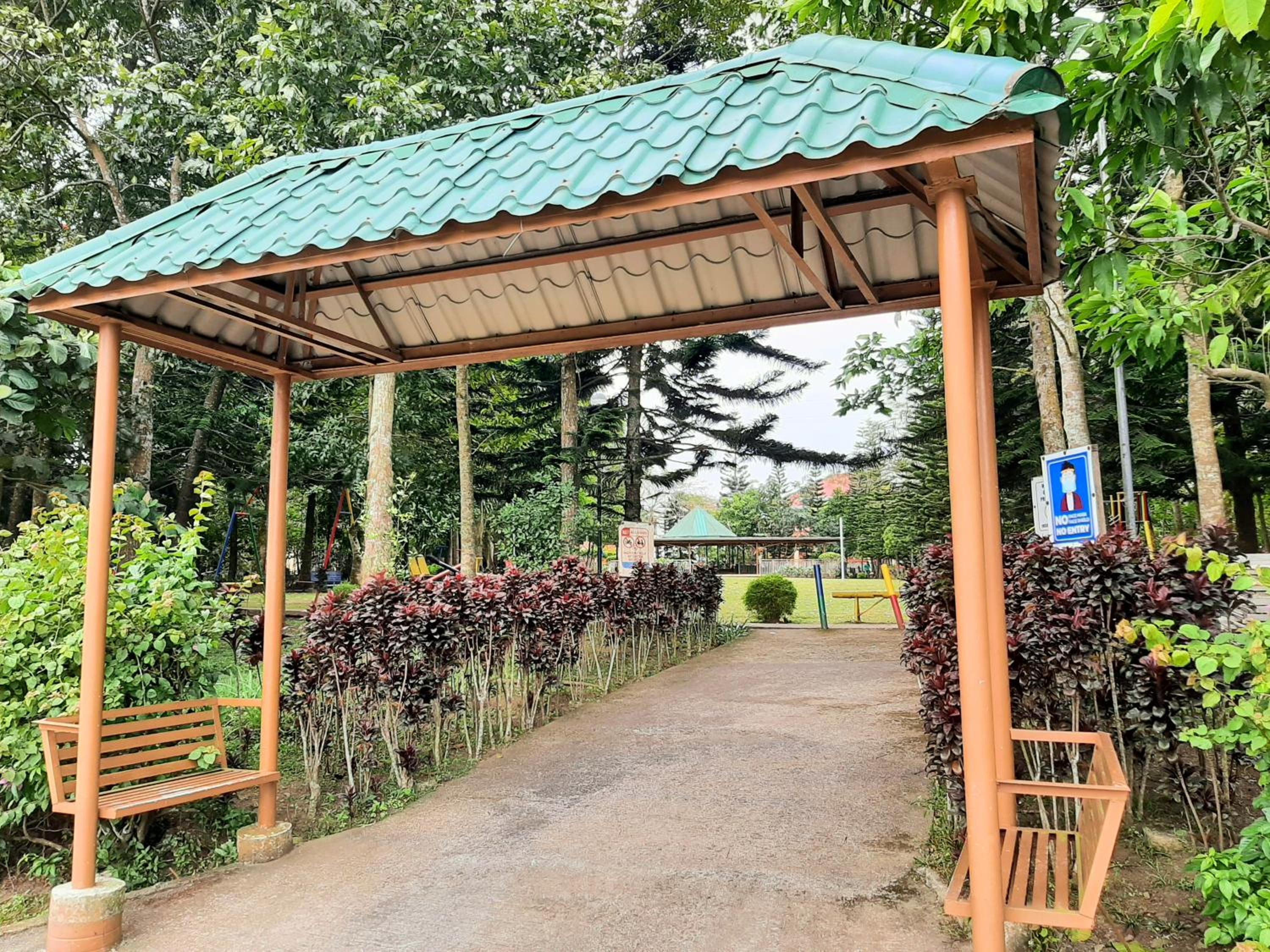Charming Tagaytay Vacation Home, Tagaytay - 15