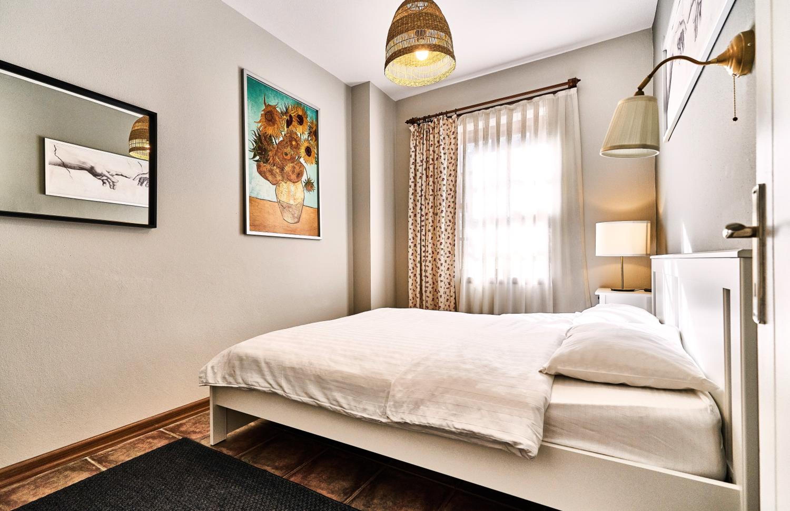 Cicerone Apart - Image 9