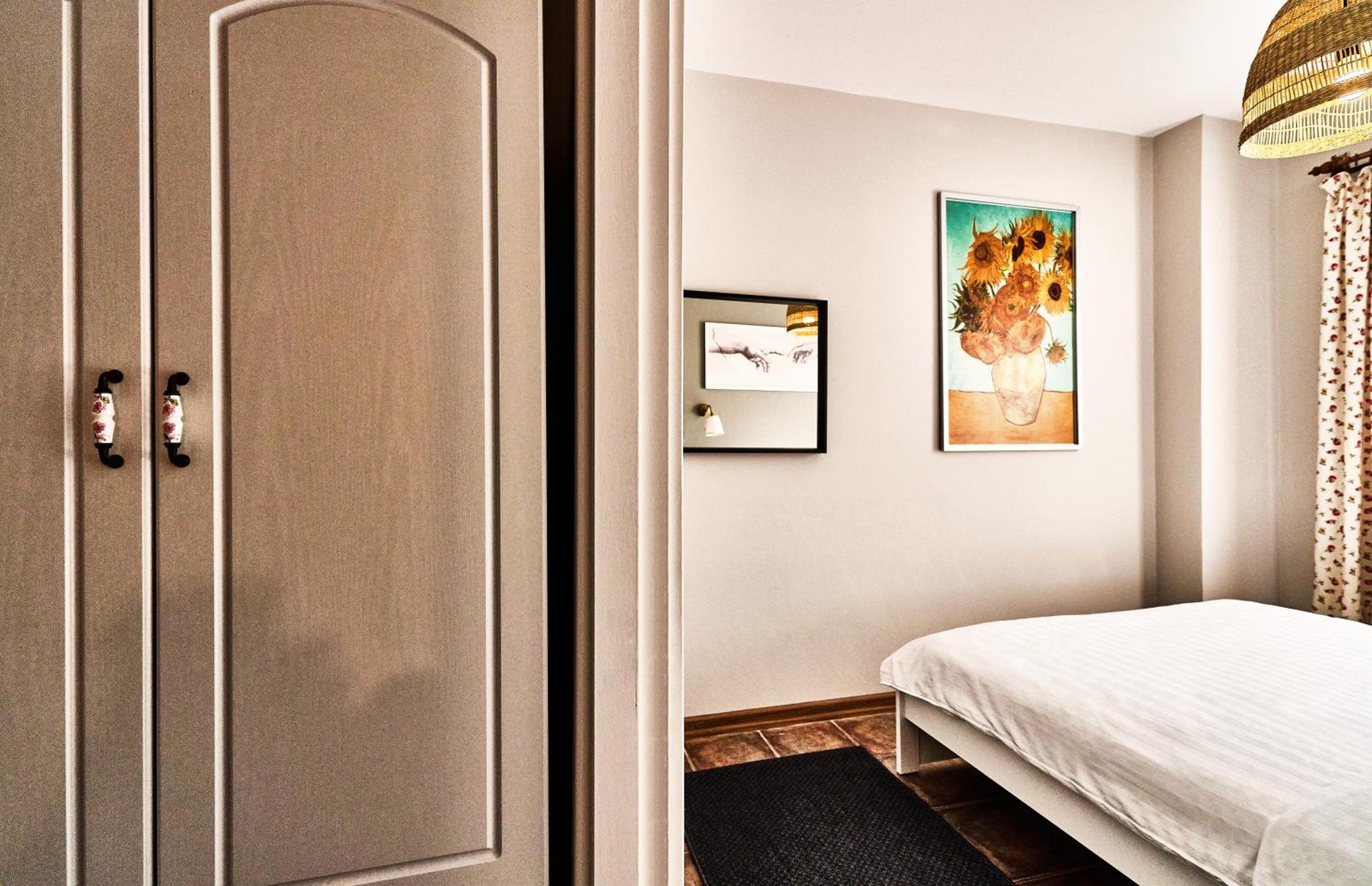 Cicerone Apart - Image 18