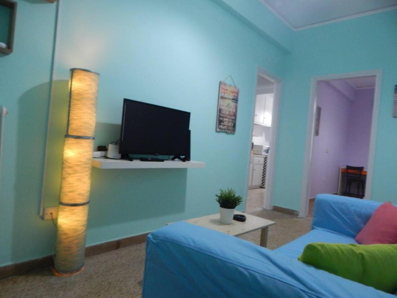2 Bed Flat - Sleeps 4 - Pets - Parking - Wifi