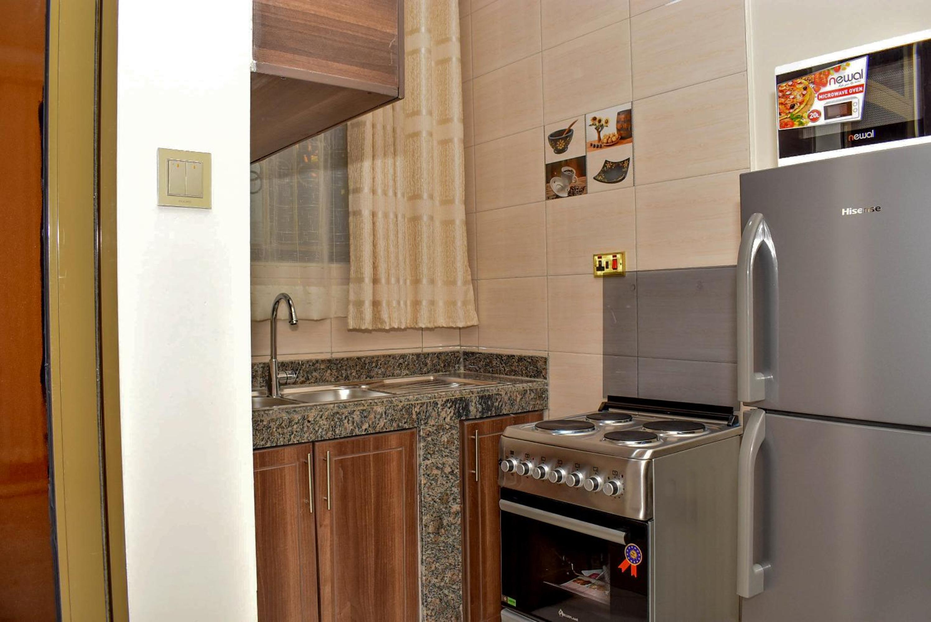 Jengel Studio Furnished Apartments view 4