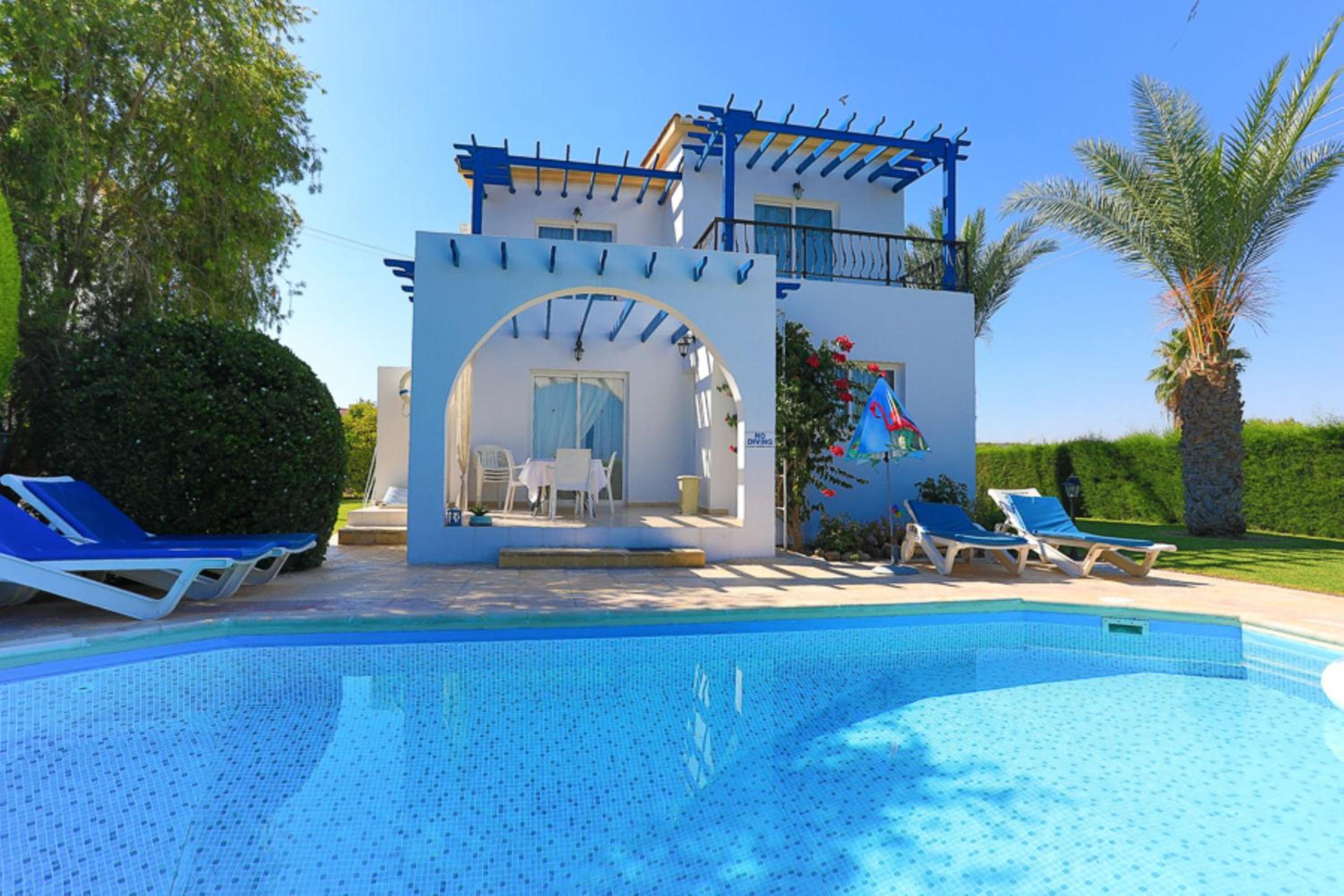 Lemon Grove Villa Ena view 3