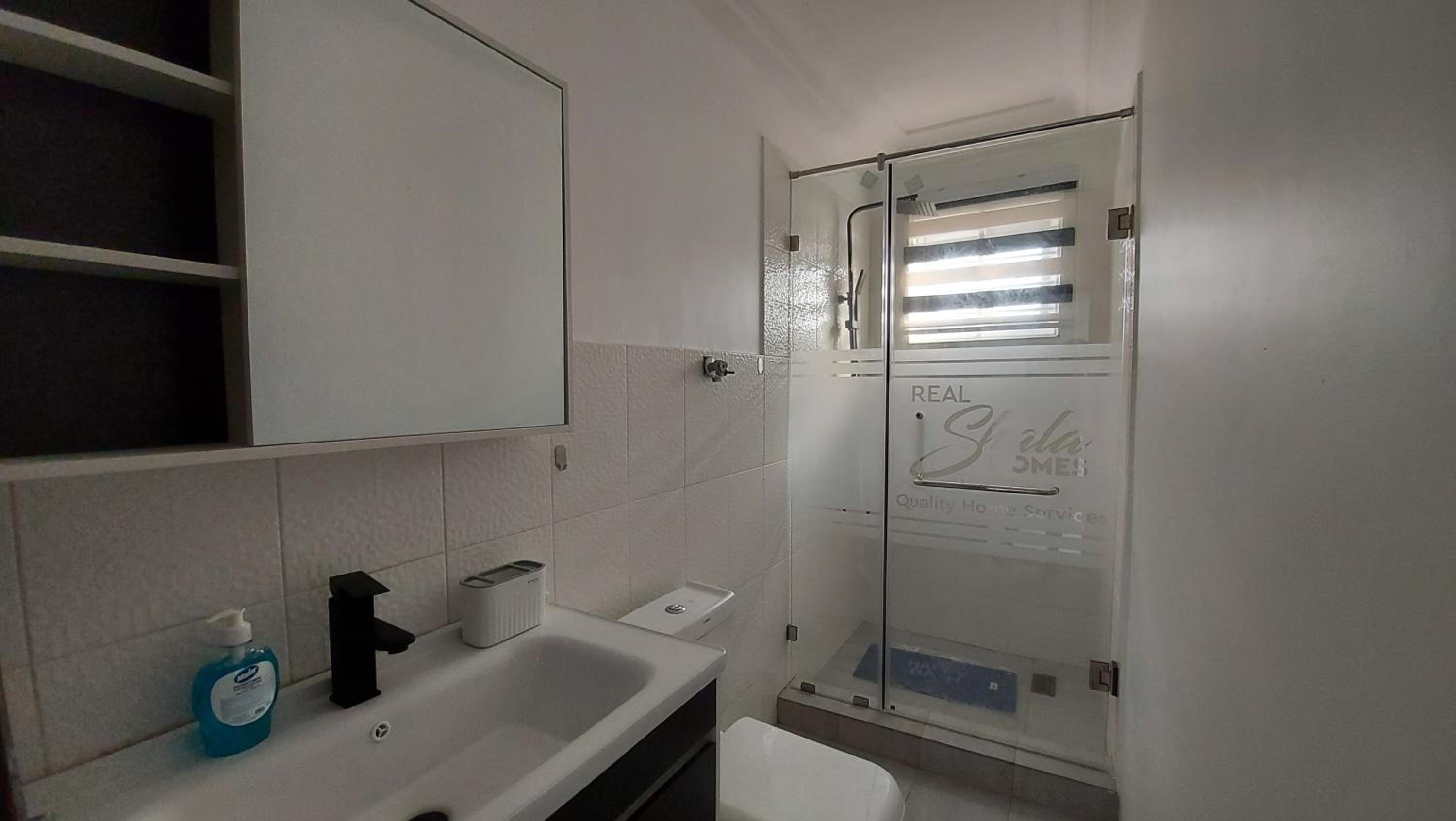 Lovely 1 & 2 Bed Apartment at RealShala Homes - East Legon Hills view 4
