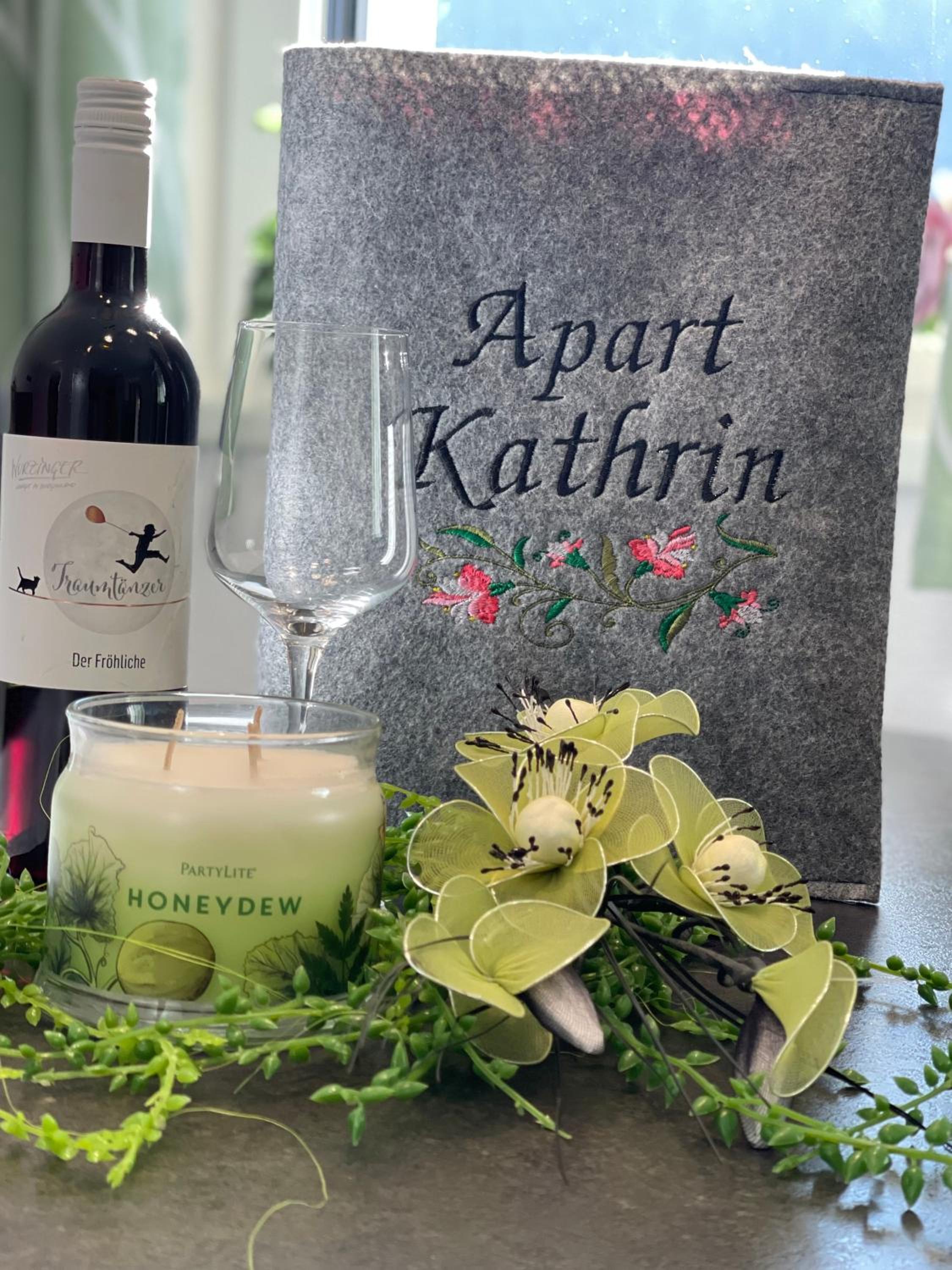 Apart Kathrin