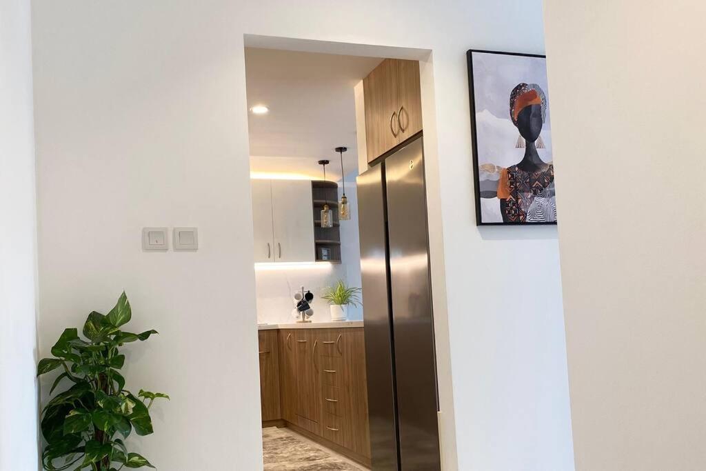 Bright & Relaxing 2 BR Apartment with Easy Access