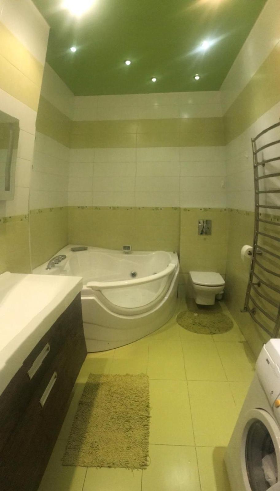 VIP Apartments near Park Peremohy view 2