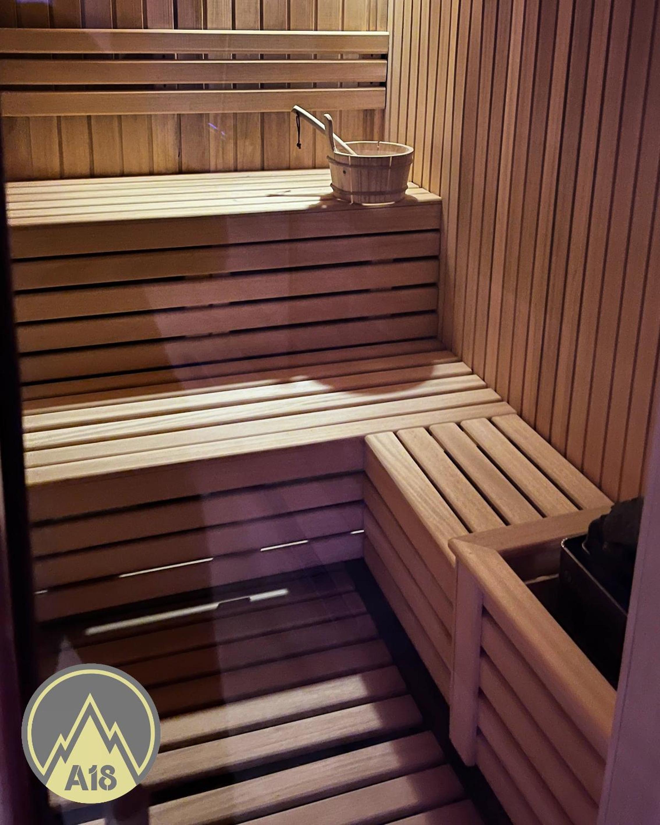 Lux Apartman A18 & SPA Centar view 5