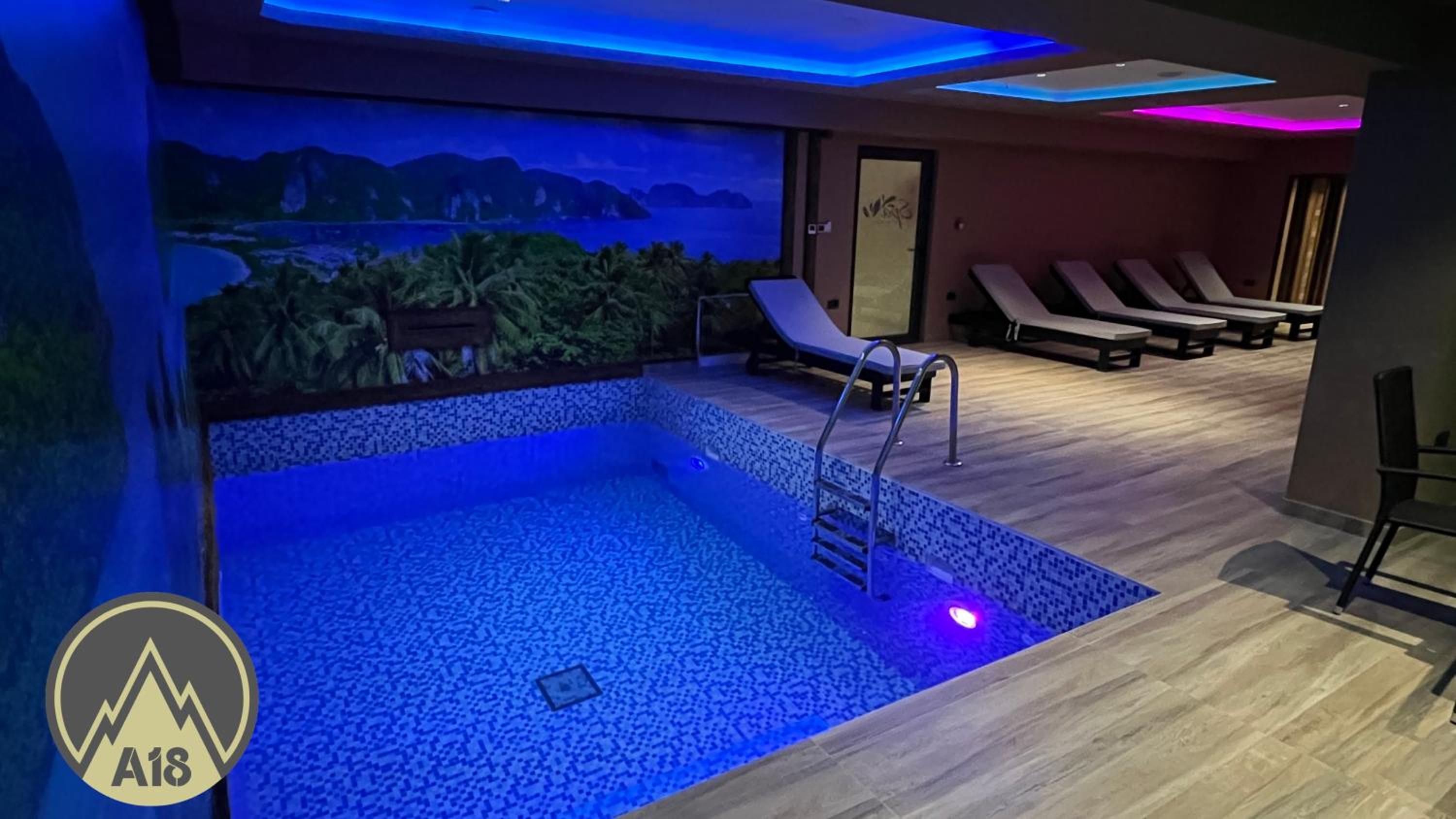 Lux Apartman A18 & SPA Centar view 4