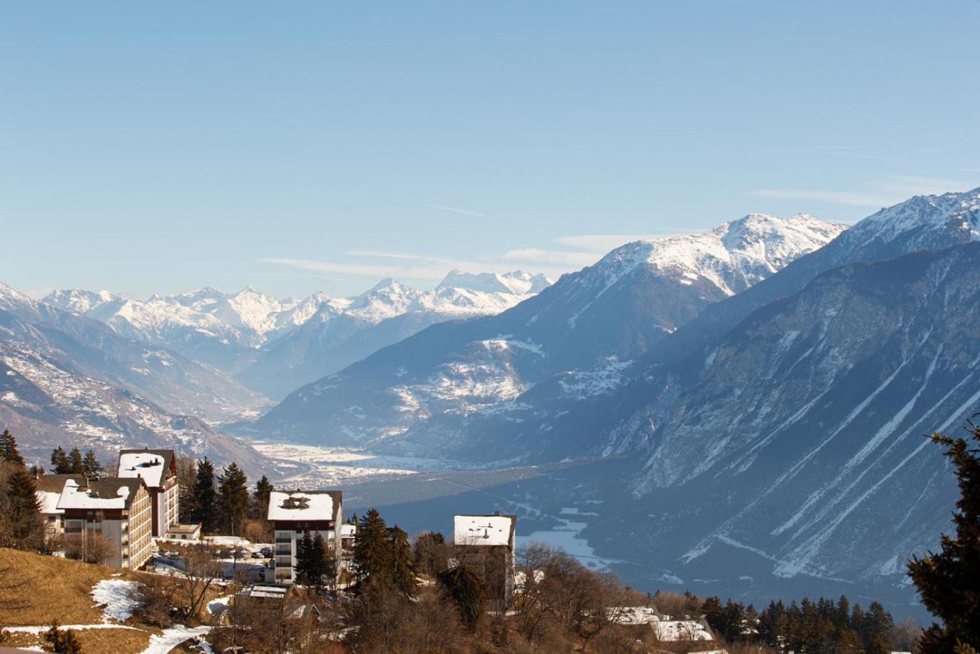 Magnifique appartement proche du centre et du ski view 4