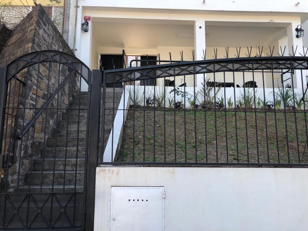 Departamento zona residencial CON PILETA