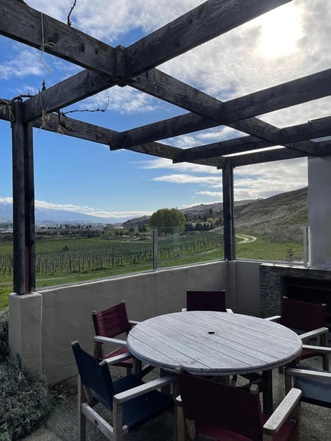 Arthur's House at Carrick Vineyard view 3