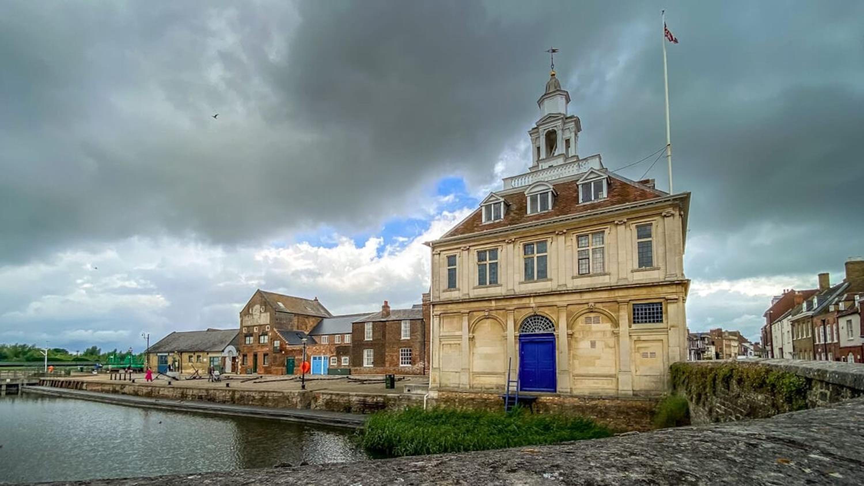 Kings Lynn Vacations - Private Double Room With New En-suite Shower Room - Property Image 12