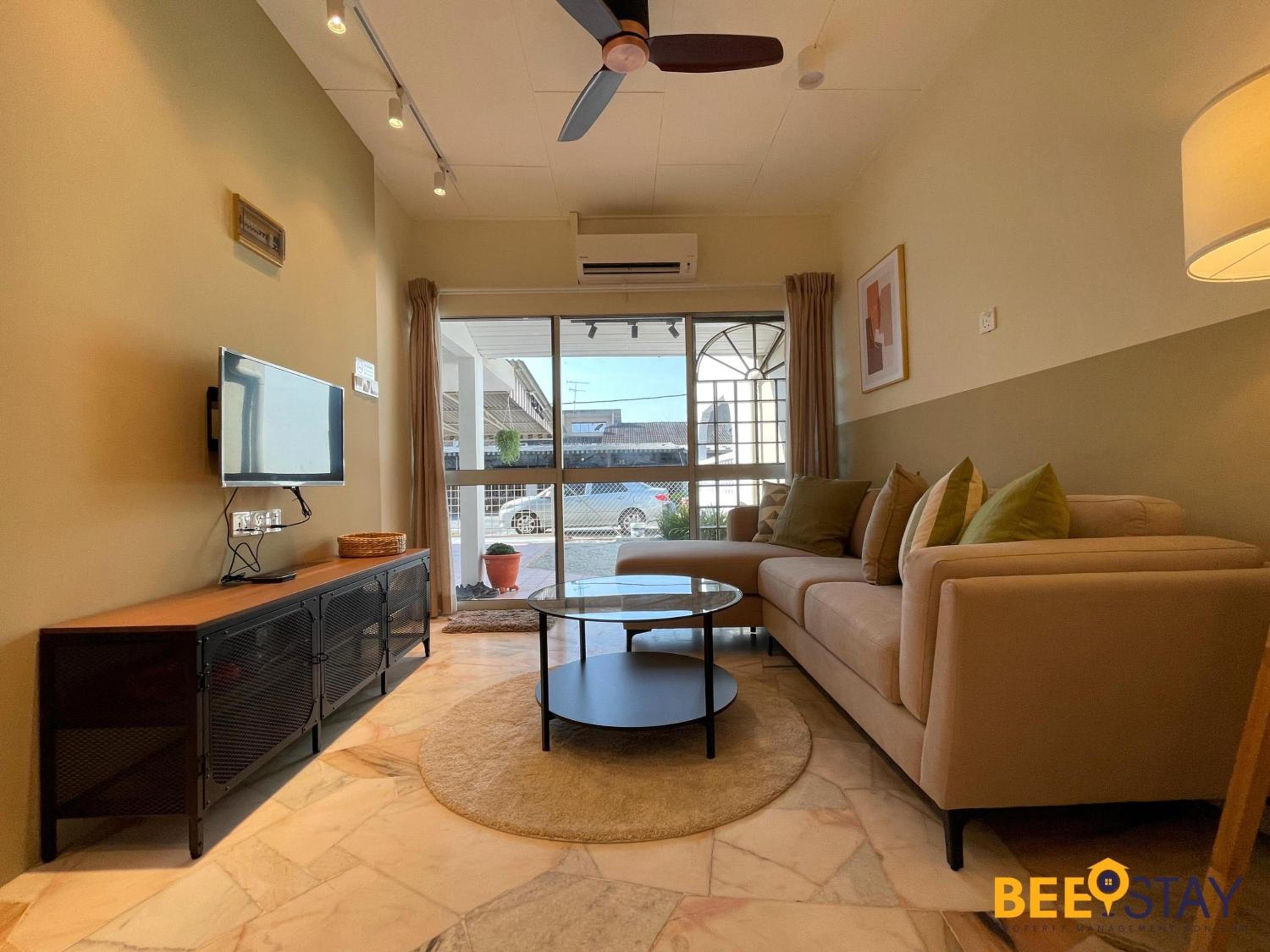 Jenjarom Modern Homestay 4-8PAX By Beestay photo 1