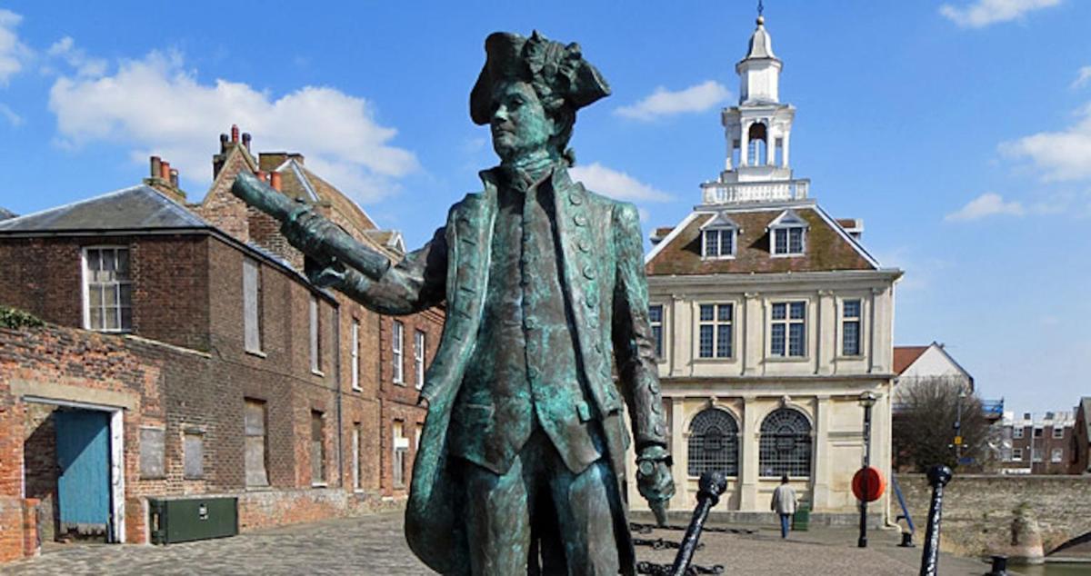 Kings Lynn Vacations - Room in House - Private En-suite Room In Town, Close To Hospital - Property Image 9