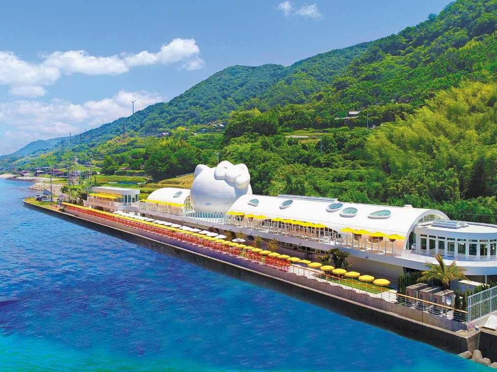 Hotel Awaji Seaside Resort In Sumoto