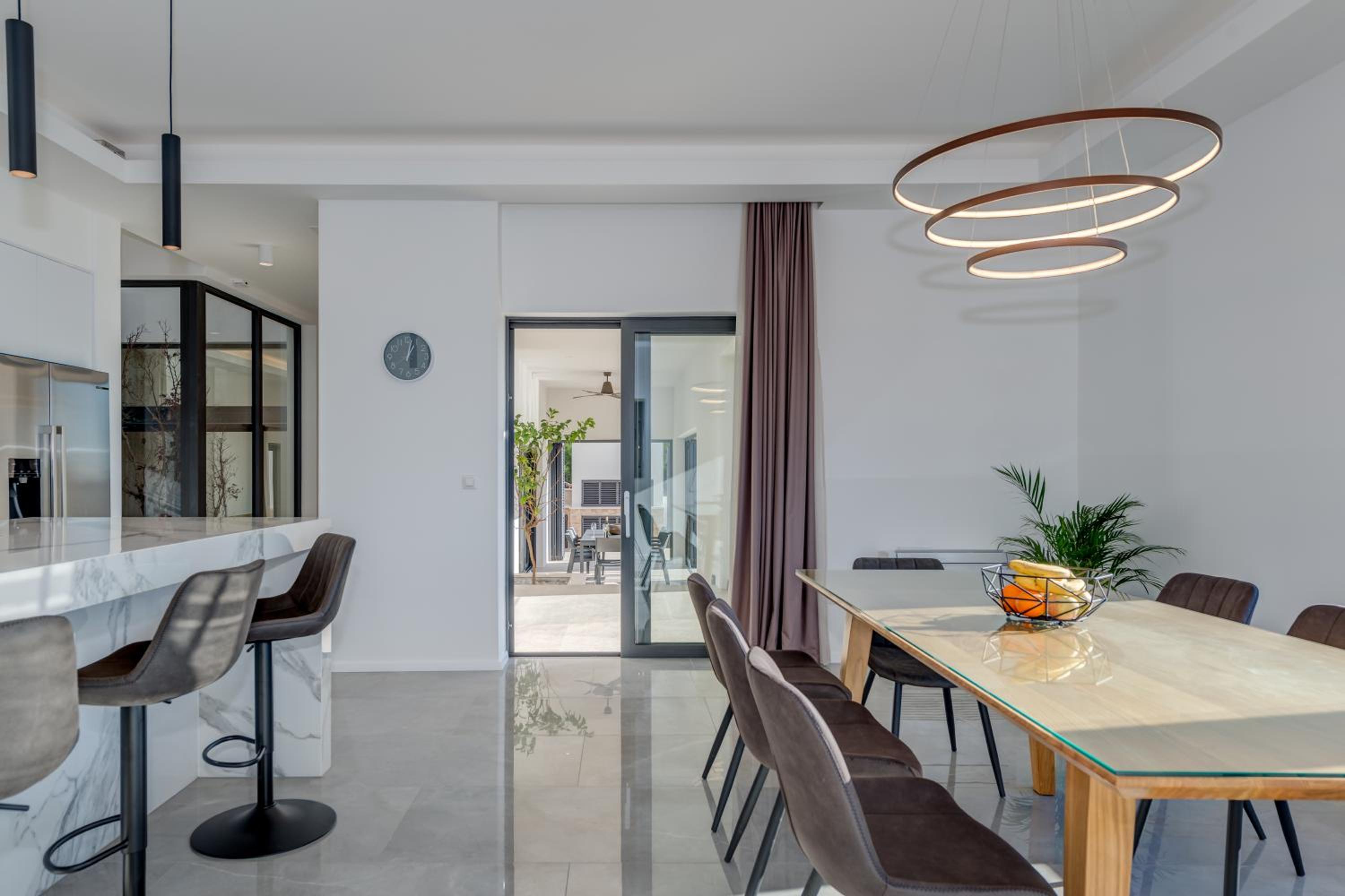 Sea Bliss Luxury Villa - Sevid view 5