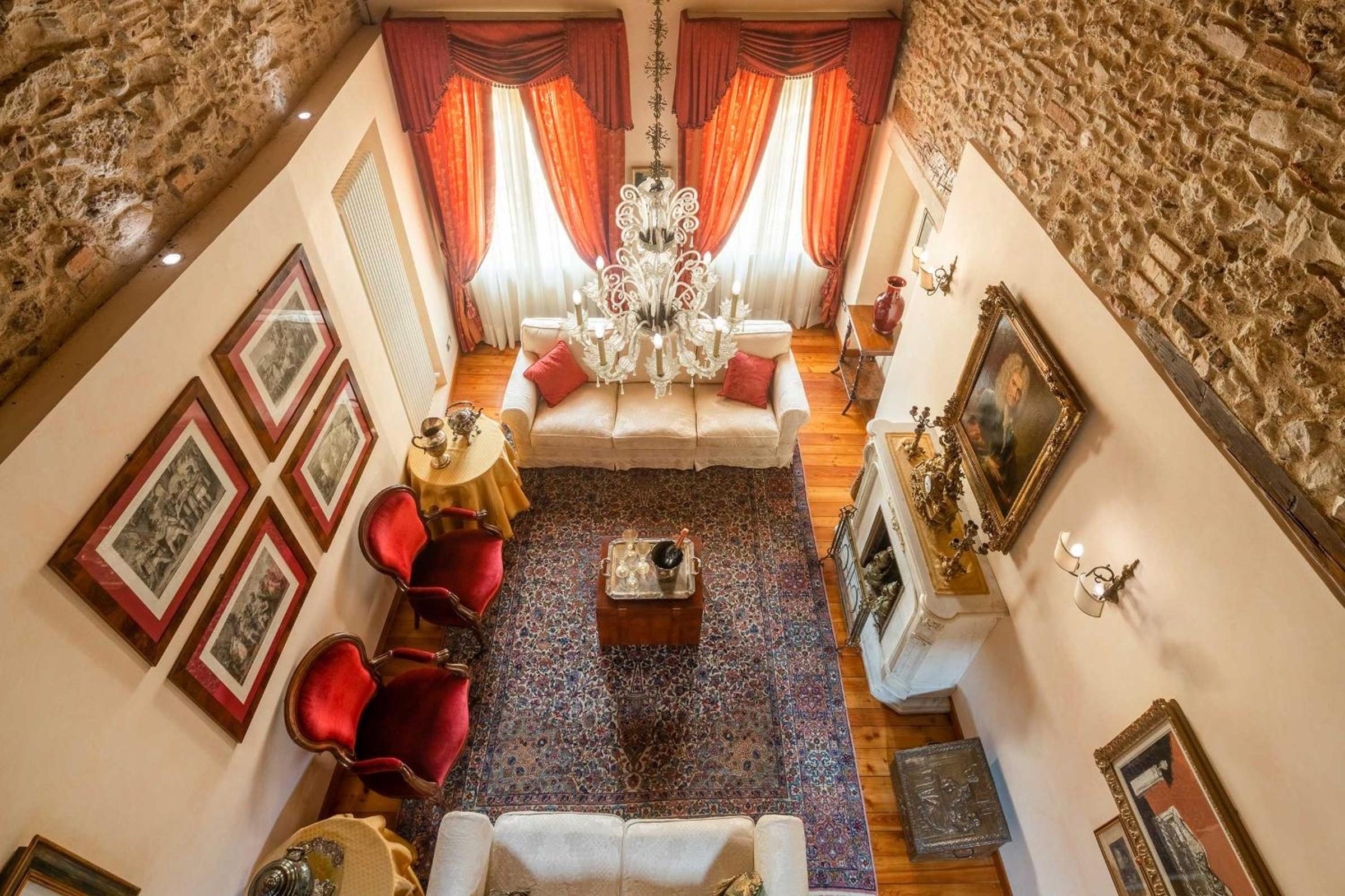 Palazzo Benassi Penthouse view 5