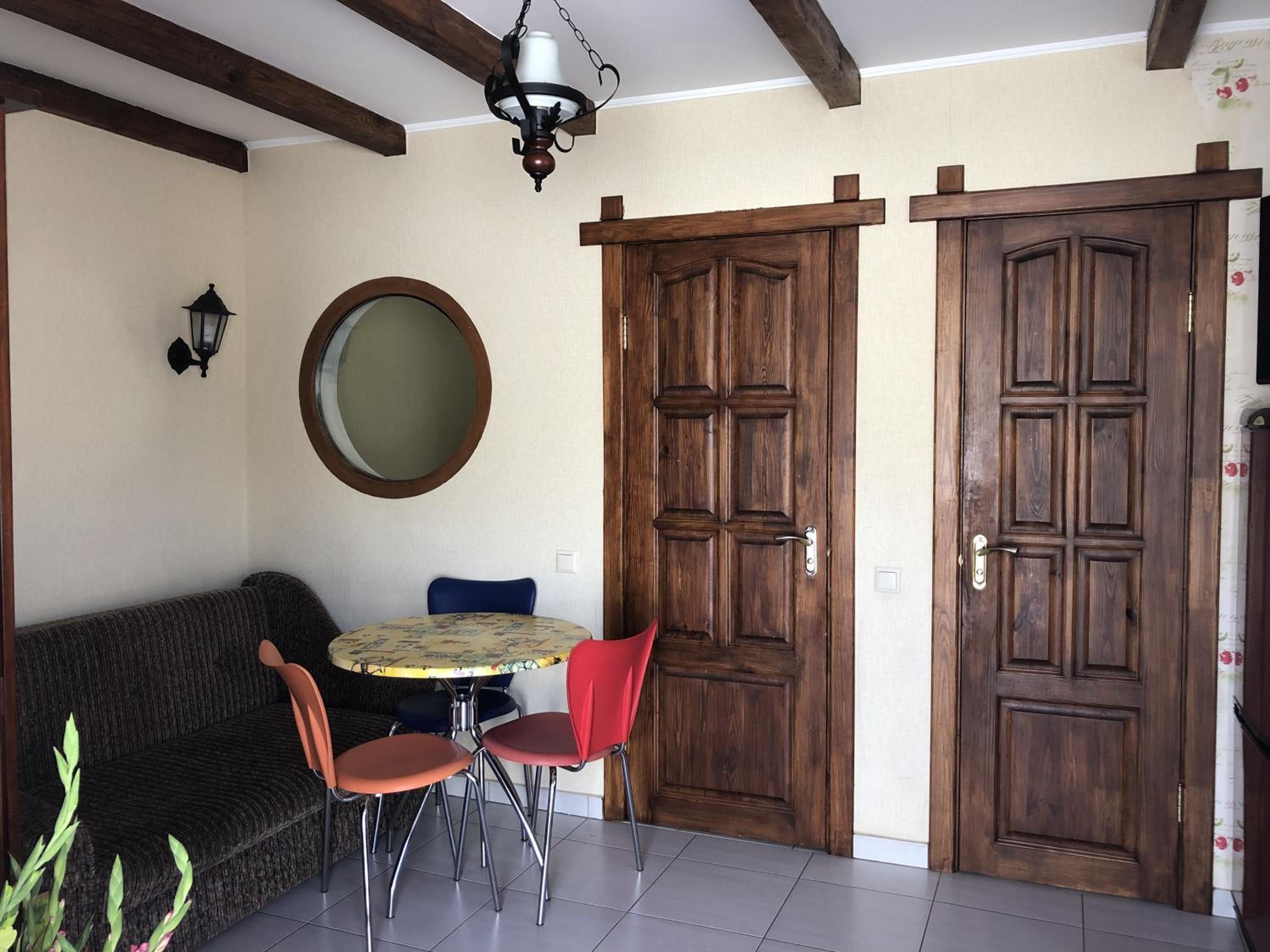 Apartments with kitchen and garden view 4