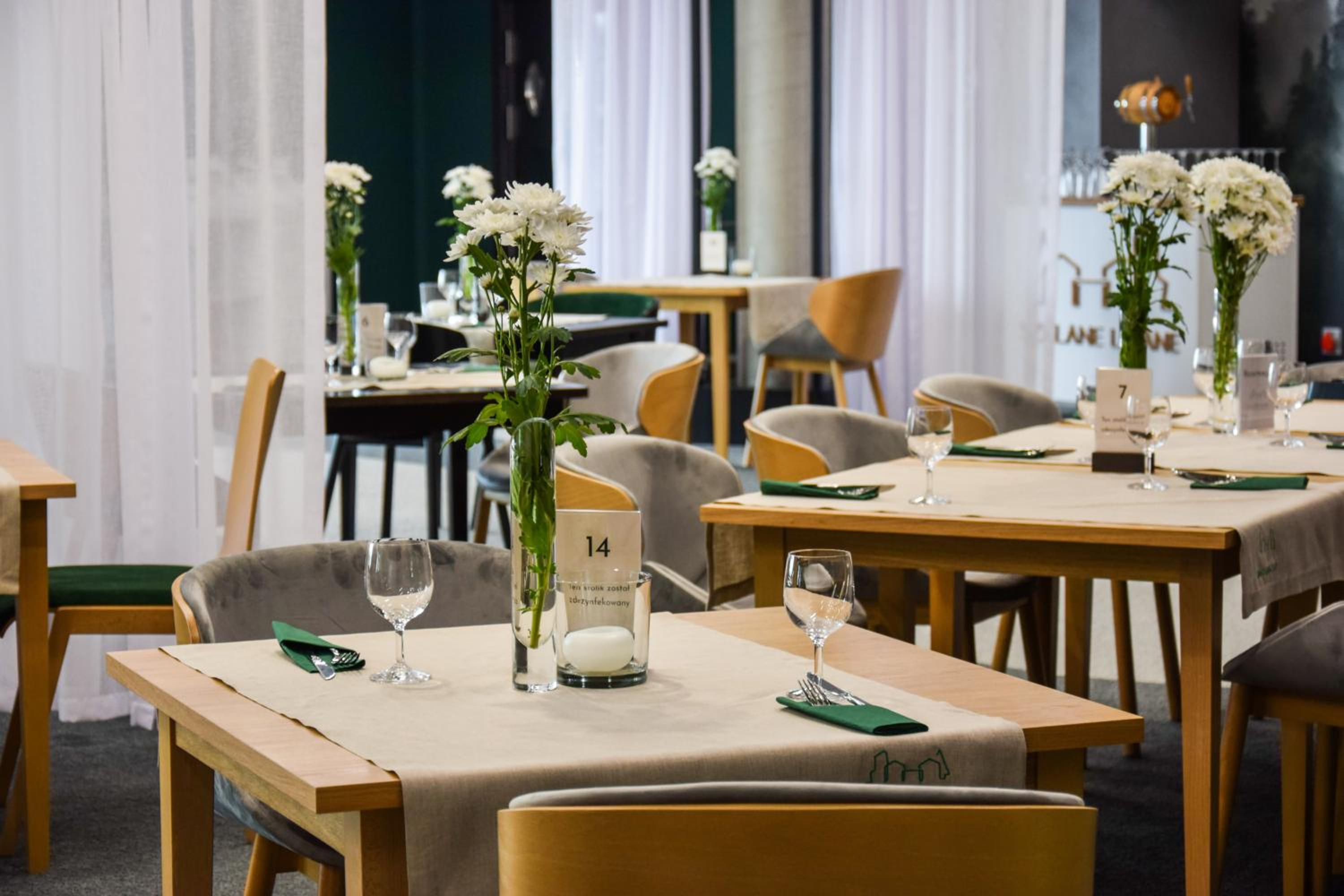 restaurant