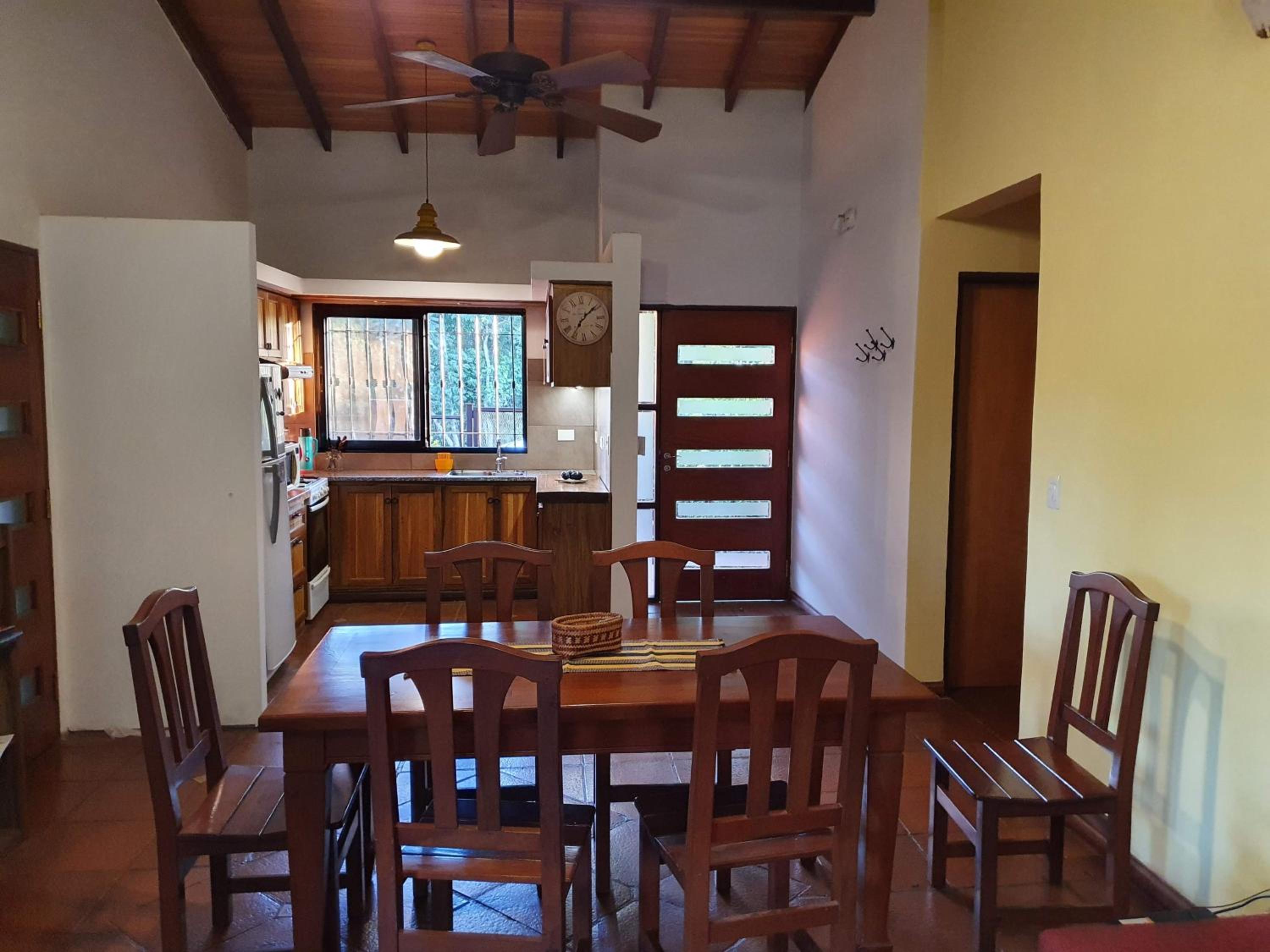 Ventana a la Selva Casa Residencial