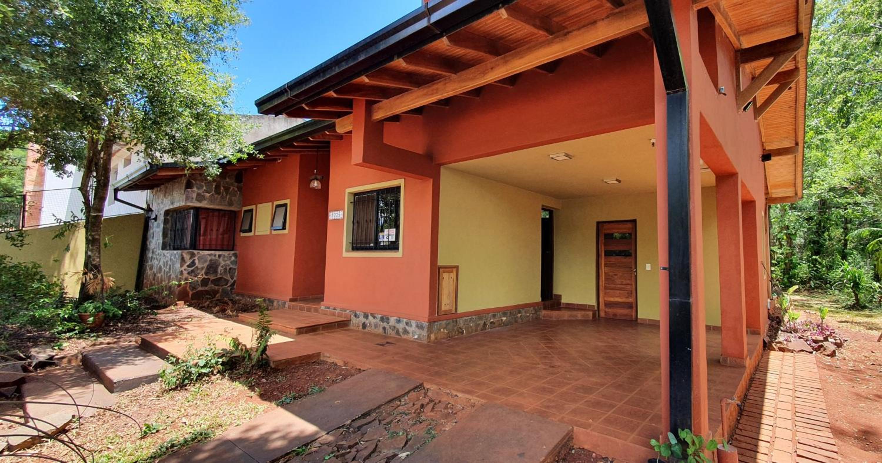 Ventana a la Selva Casa Residencial