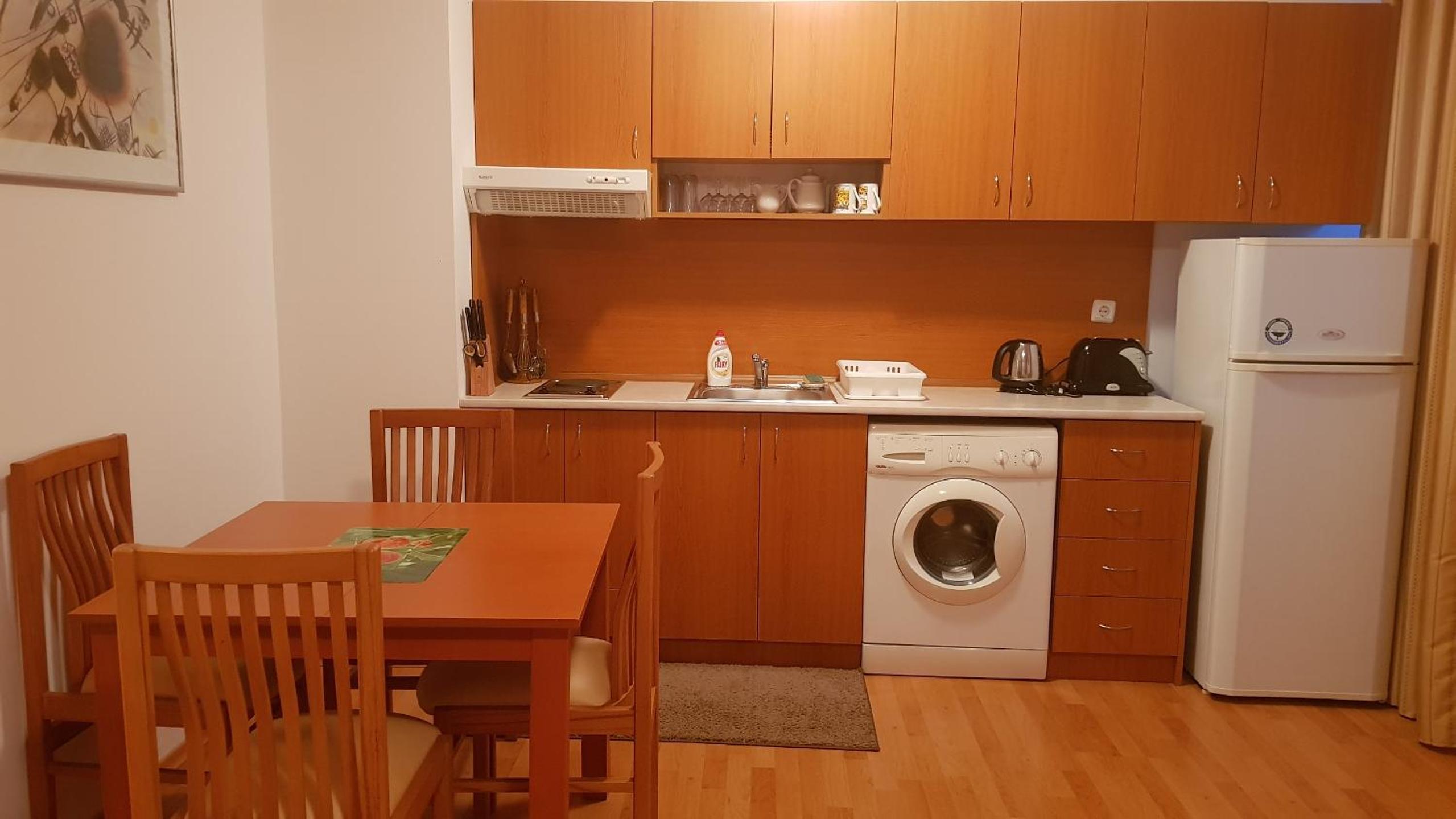 Lovely holiday apartment EFIR , with pool near beach, Efir Complex, parking view 5