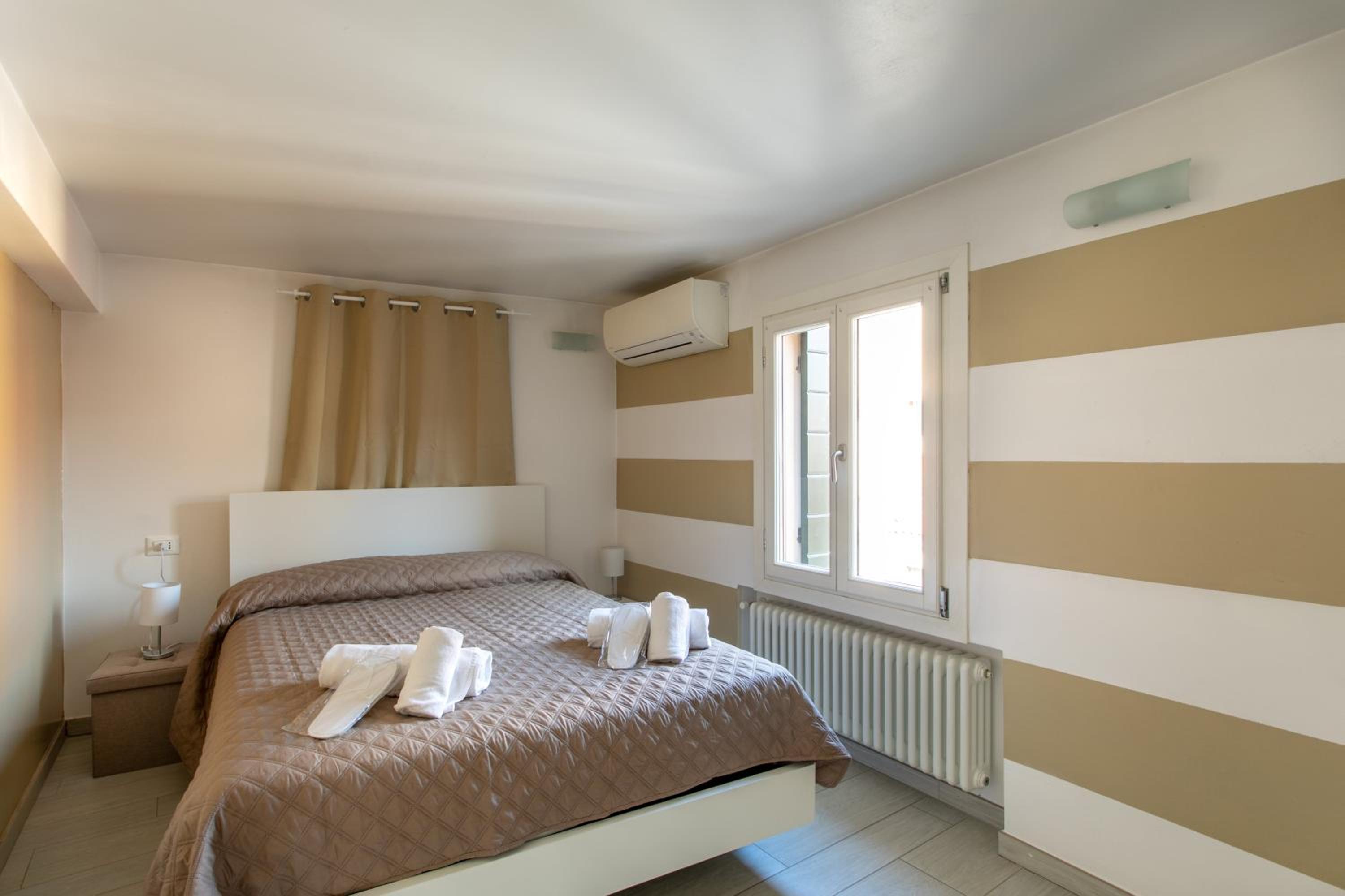 Corte del Tintor Apartments