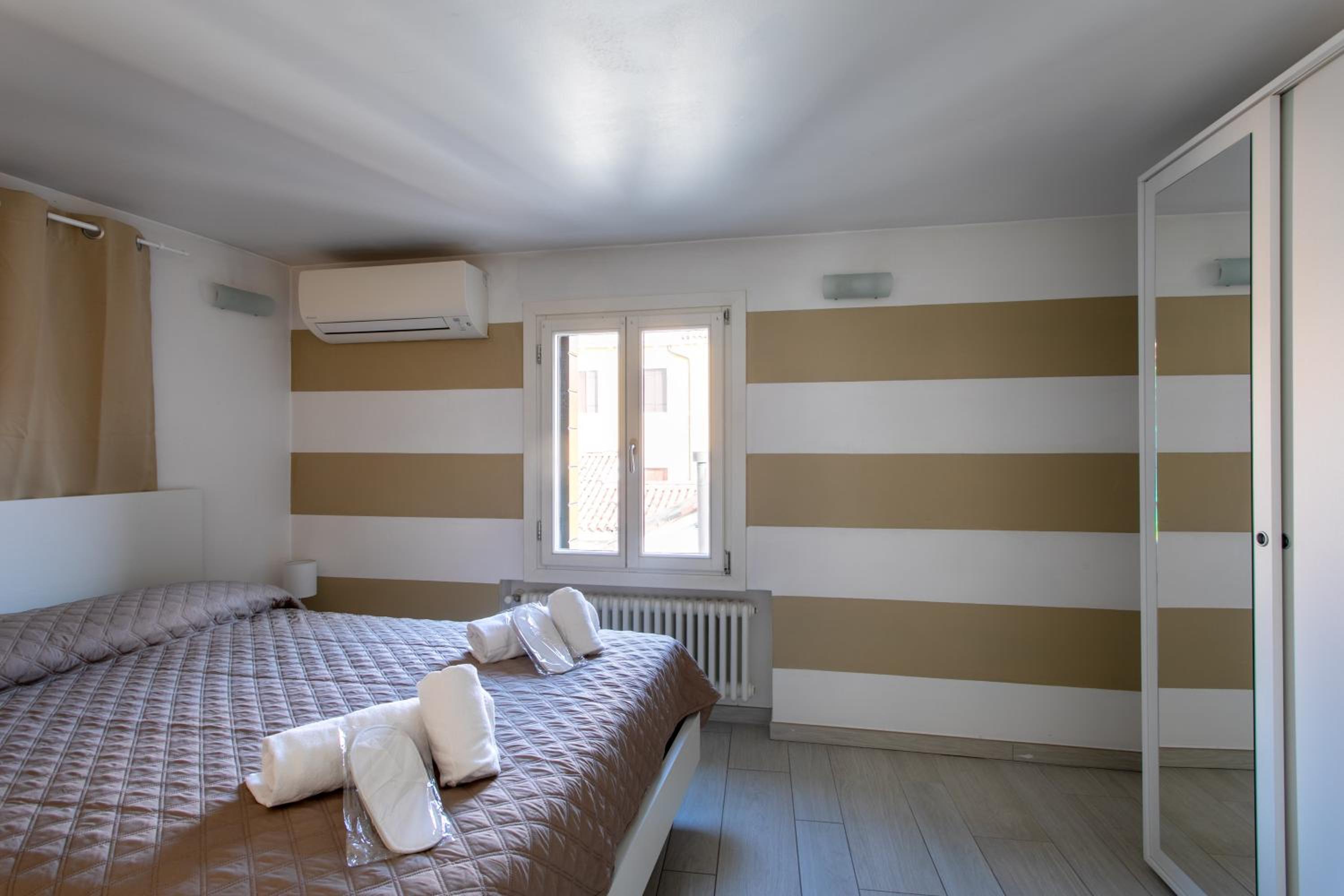 Corte del Tintor Apartments