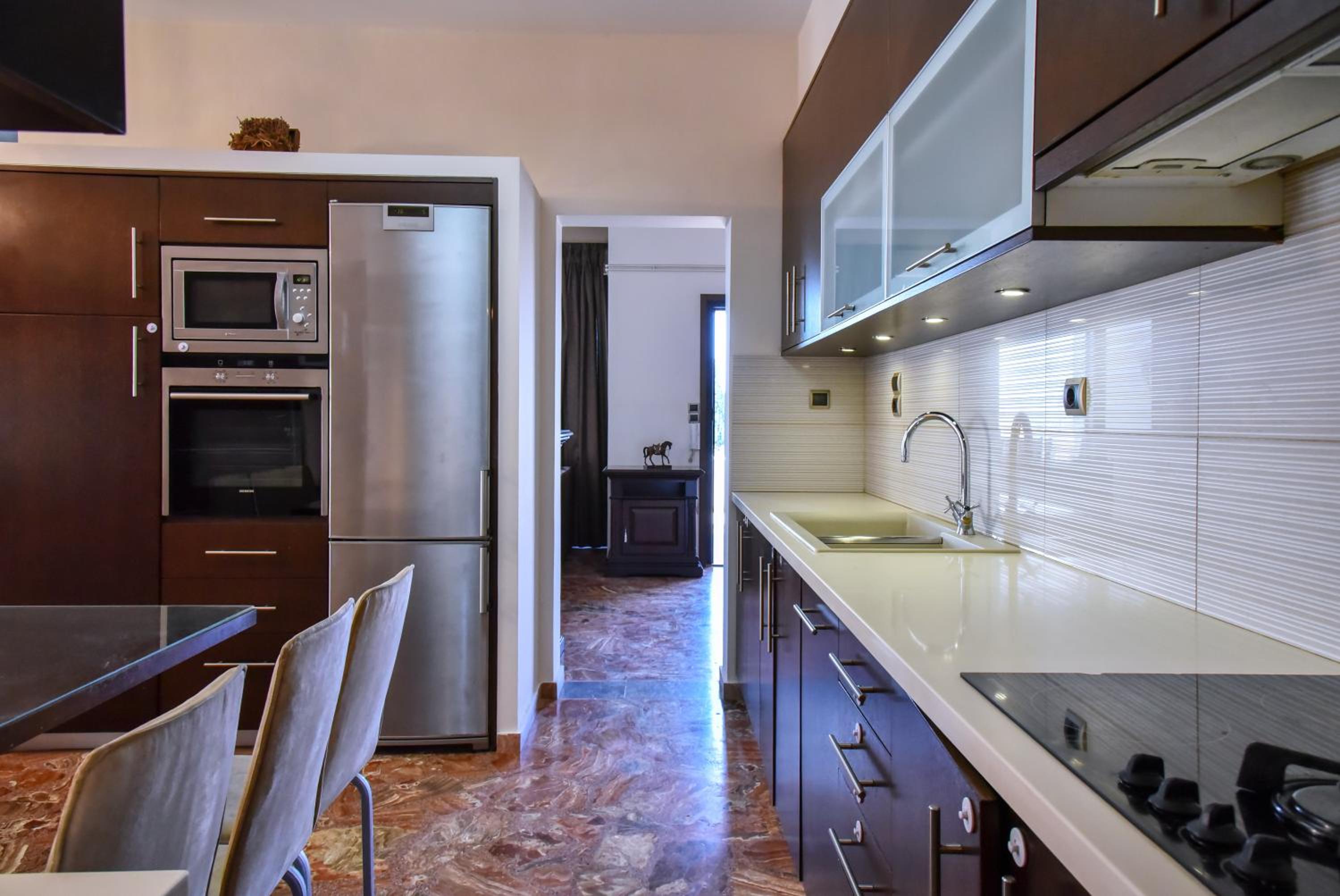 Iraklis Apartments