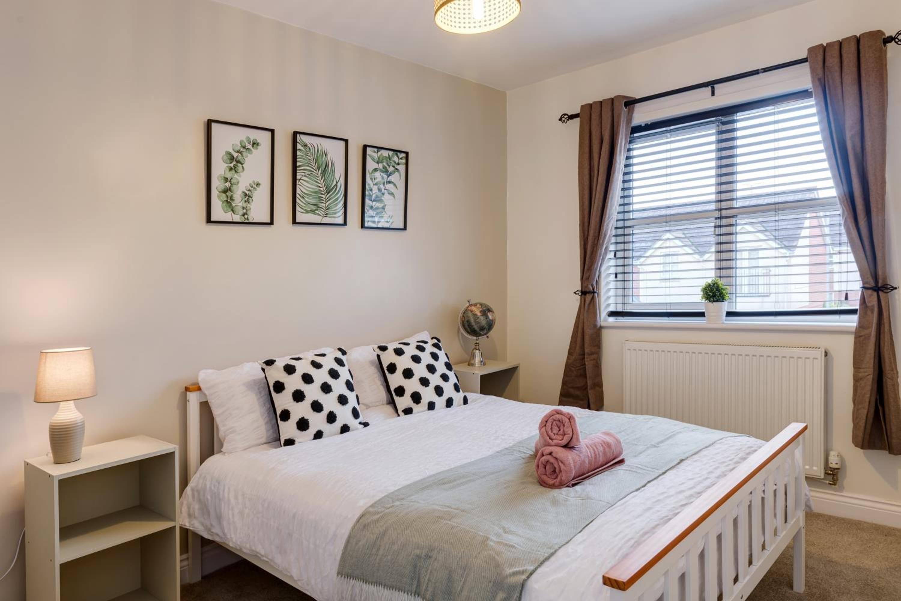 Comfortable 3 bed home LINCOLN view 2