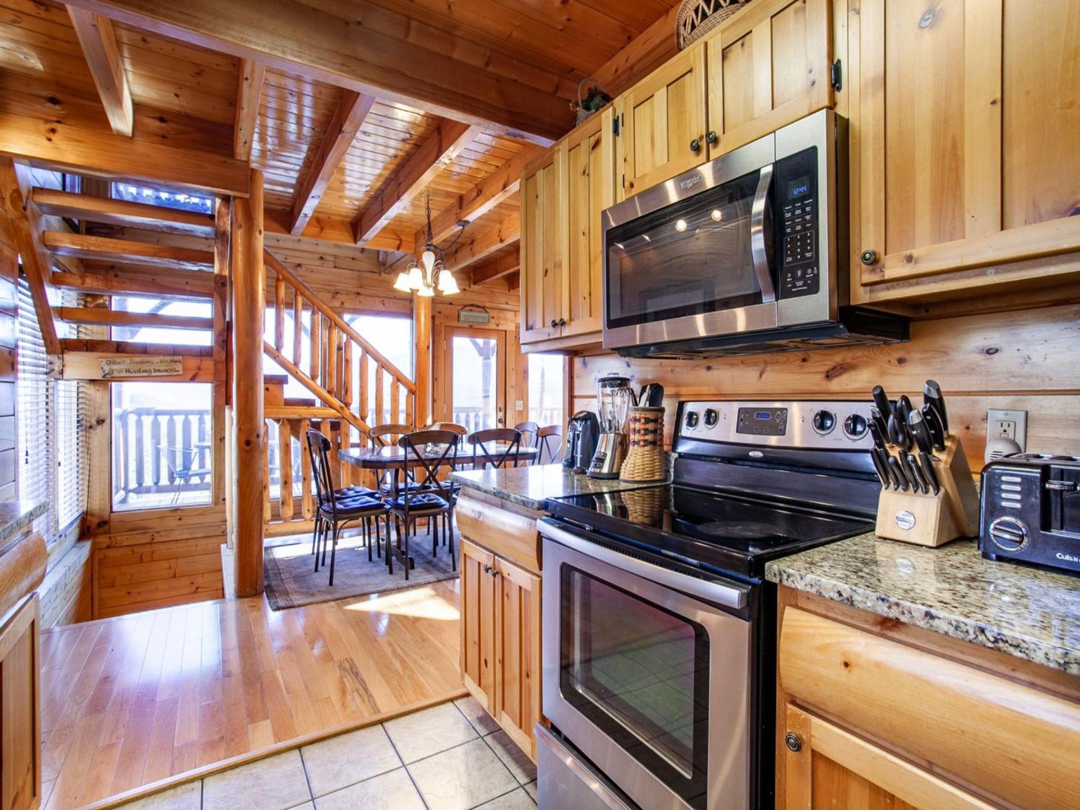 Bella Yani - Hot Tub, Pool Table, Air Hockey - Property Image 49