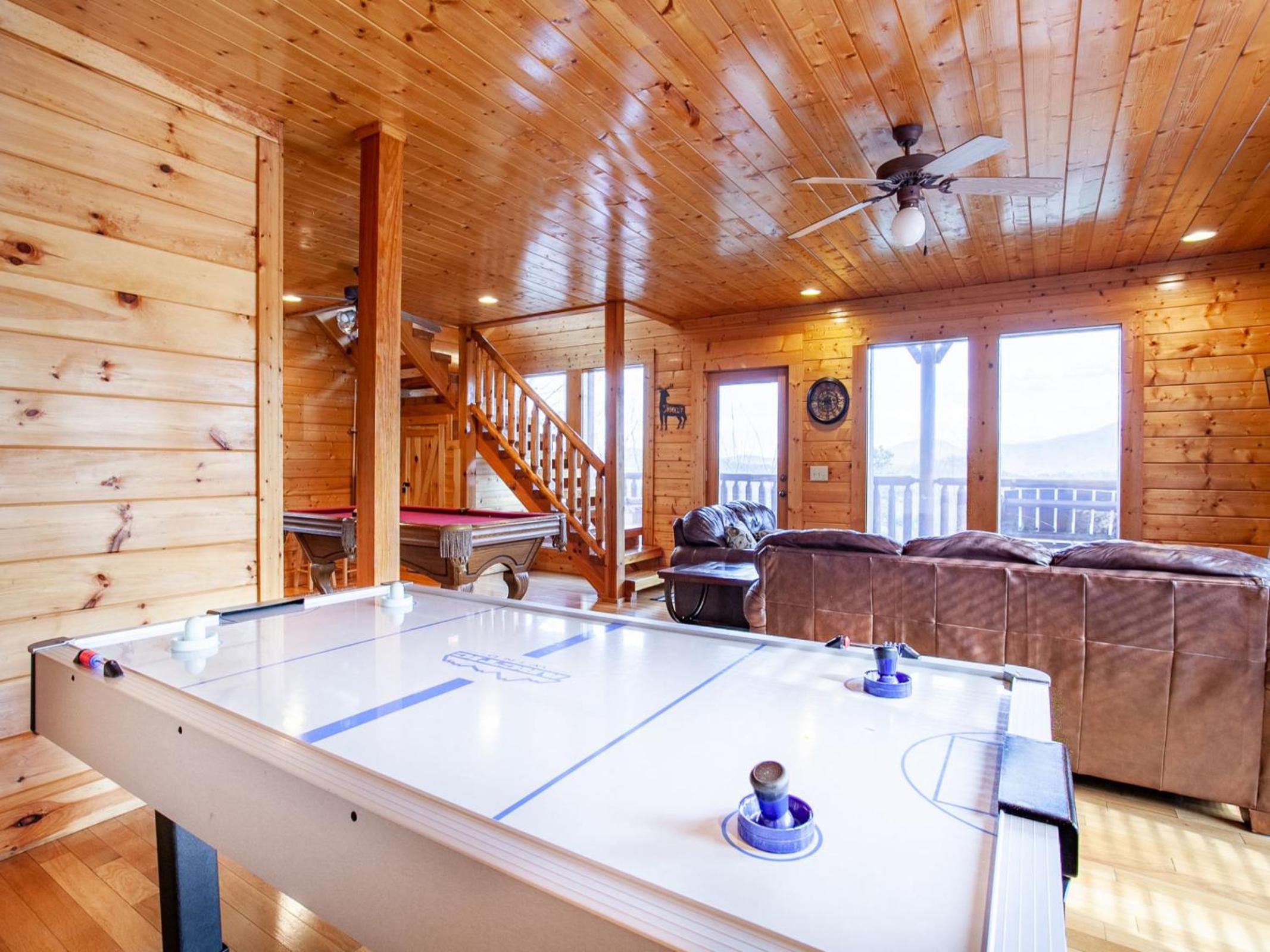 Bella Yani - Hot Tub, Pool Table, Air Hockey - Property Image 62
