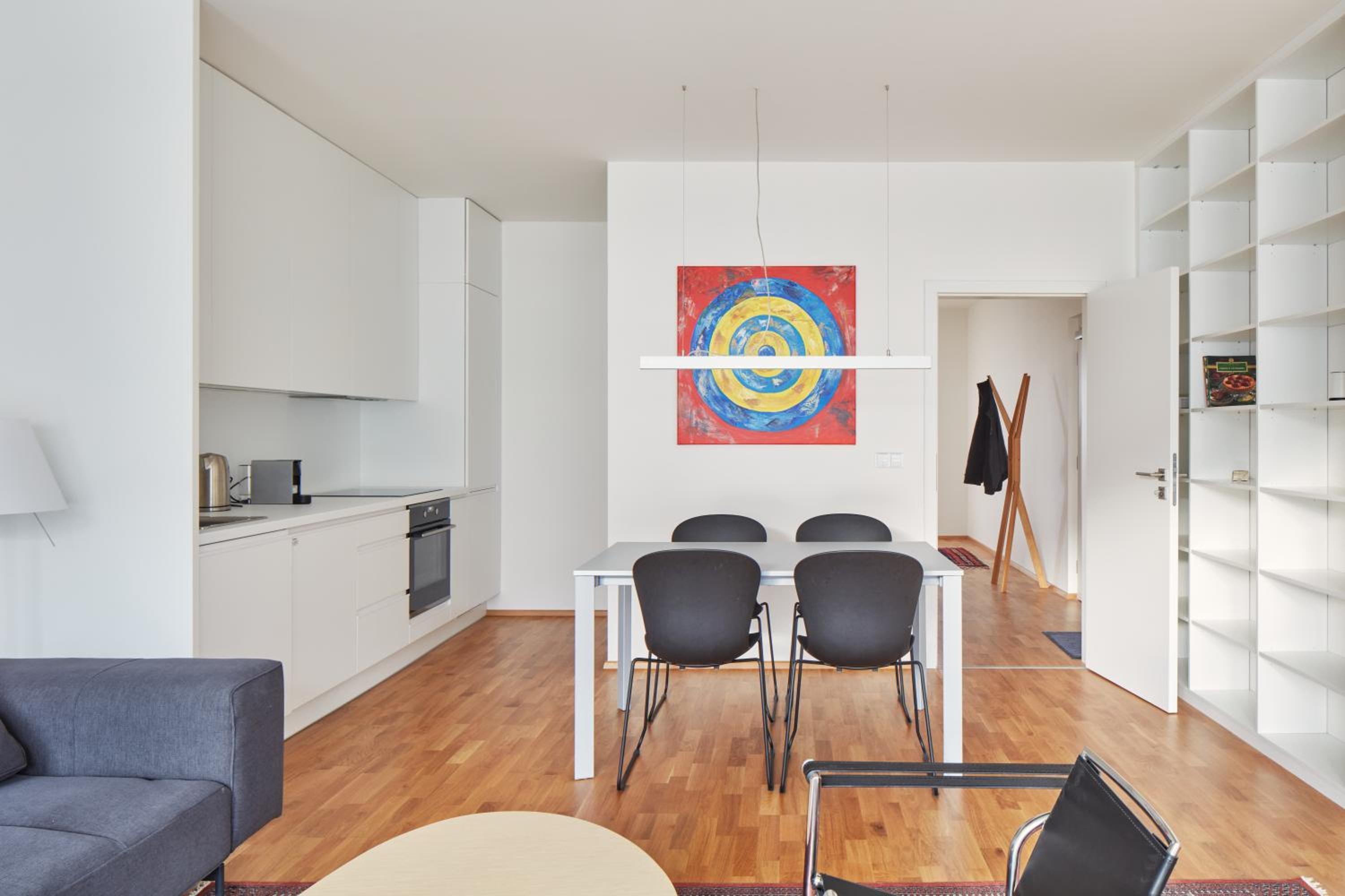 Prague Days - Spacious Apartment with Balcony by the Vltava river in Karlin