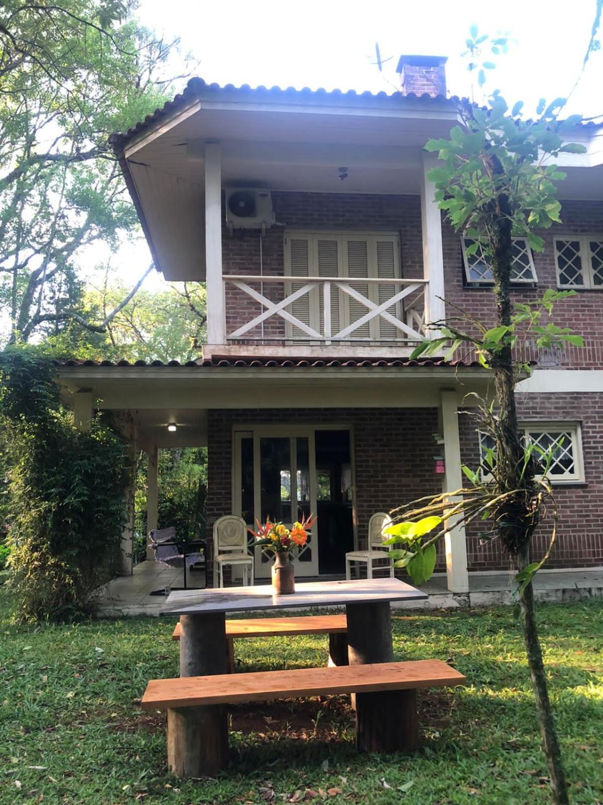 Casa do Bosque, espaçosa e confortável em condominio espetacular, 5 min centro!