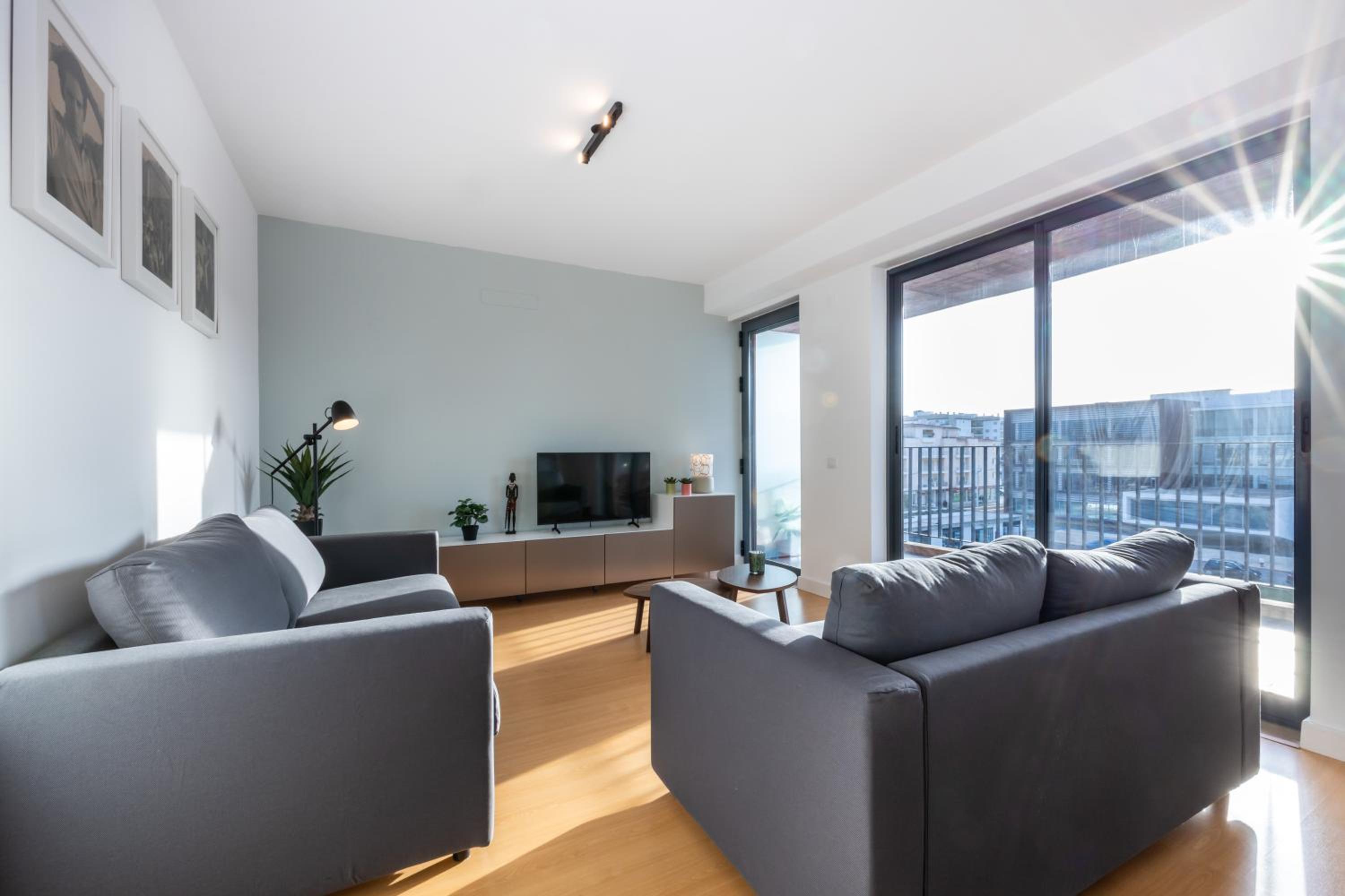 Casa Vermelha Lagos view 2