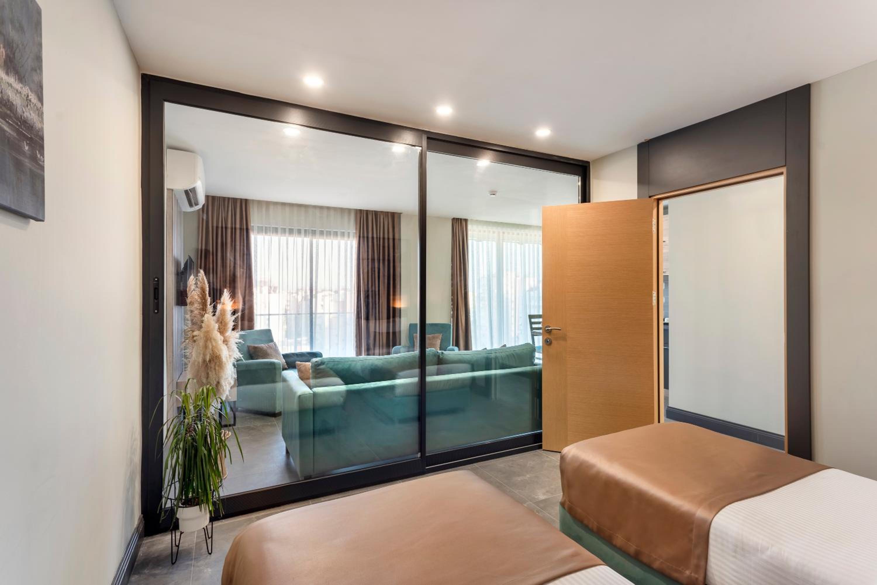 RODINN Hotel - Image 14