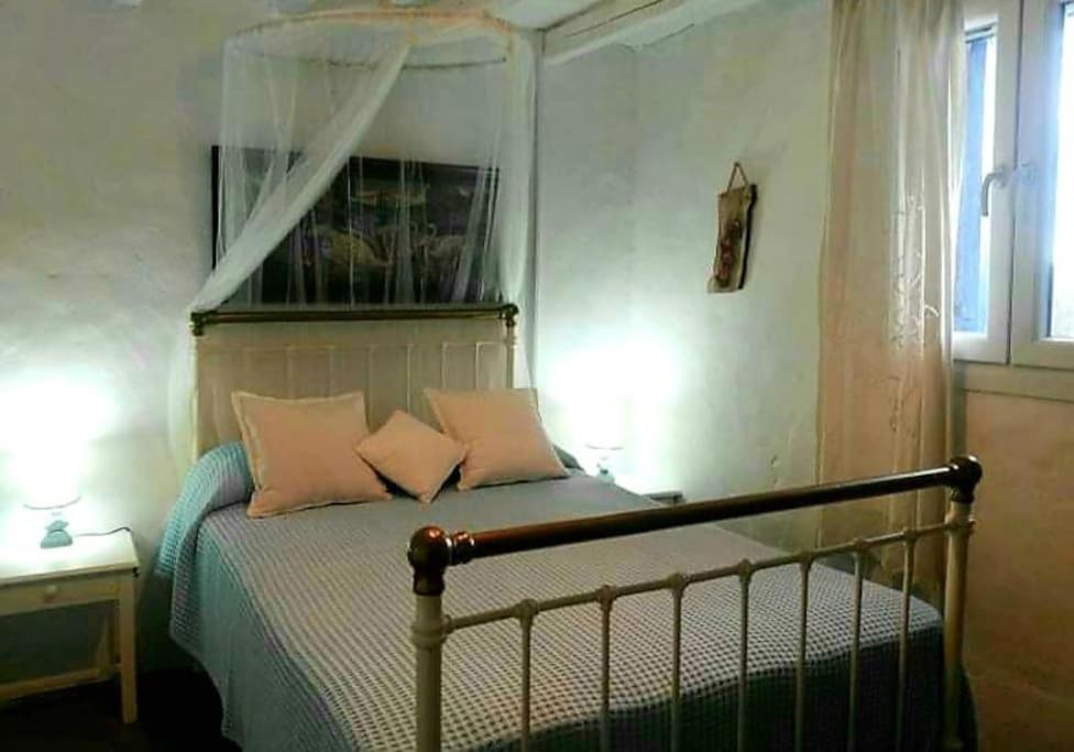 Anastasia's house Ysterni view 3